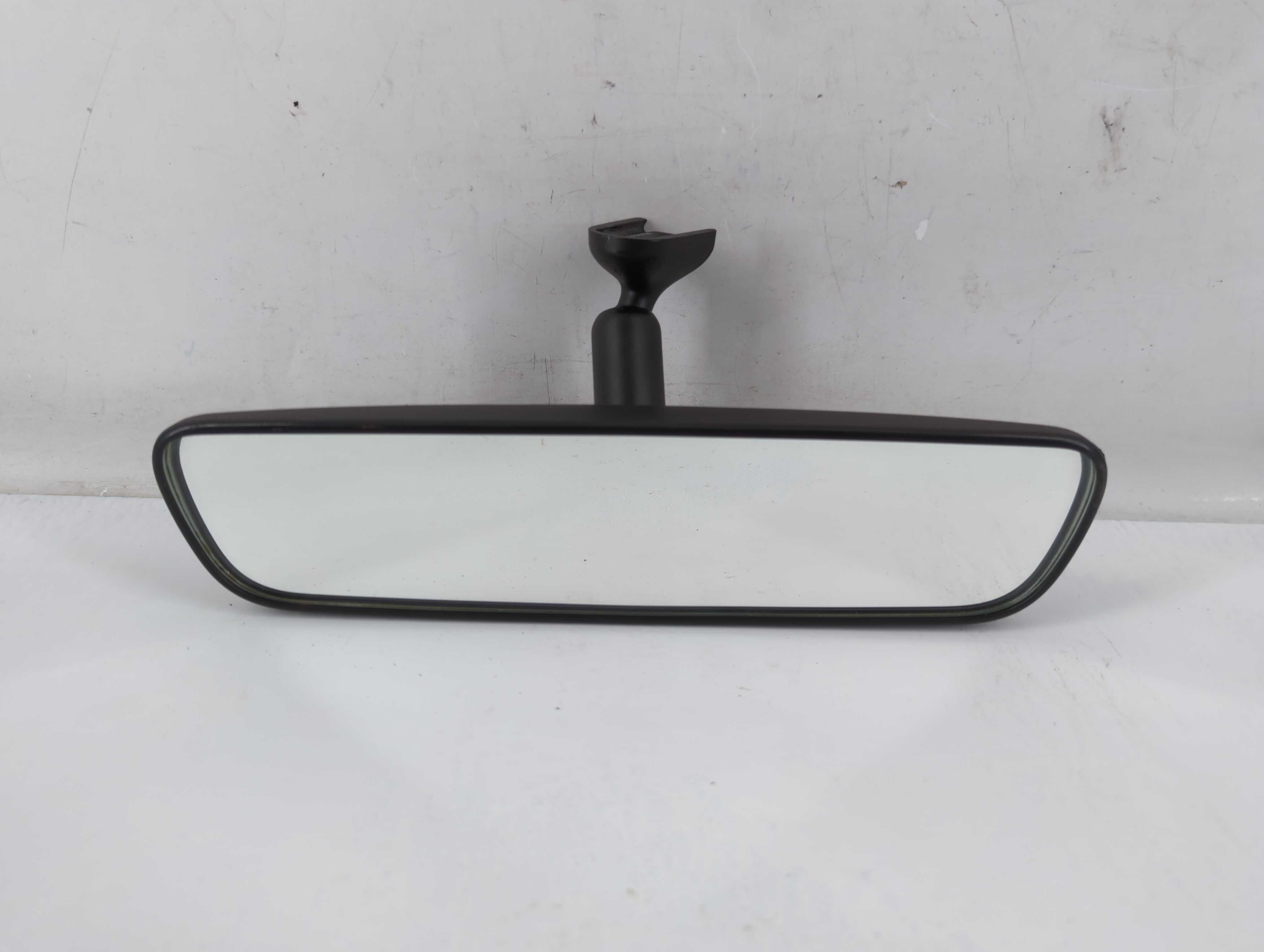 2021-2022 Hyundai Elantra Interior Rear View Mirror Oem 816315 - Oemusedautoparts1.com