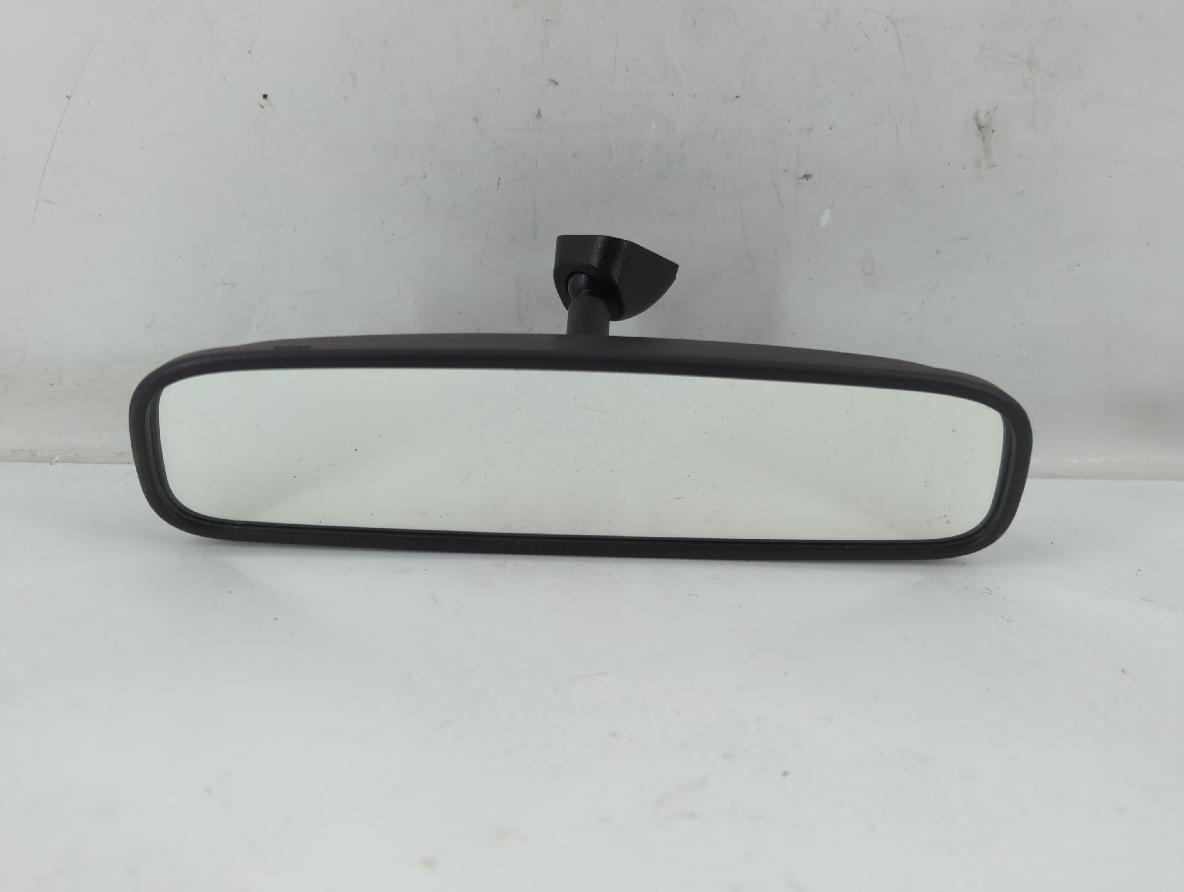 2016-2020 Kia Sorento Interior Rear View Mirror Oem 816374 - Oemusedautoparts1.com