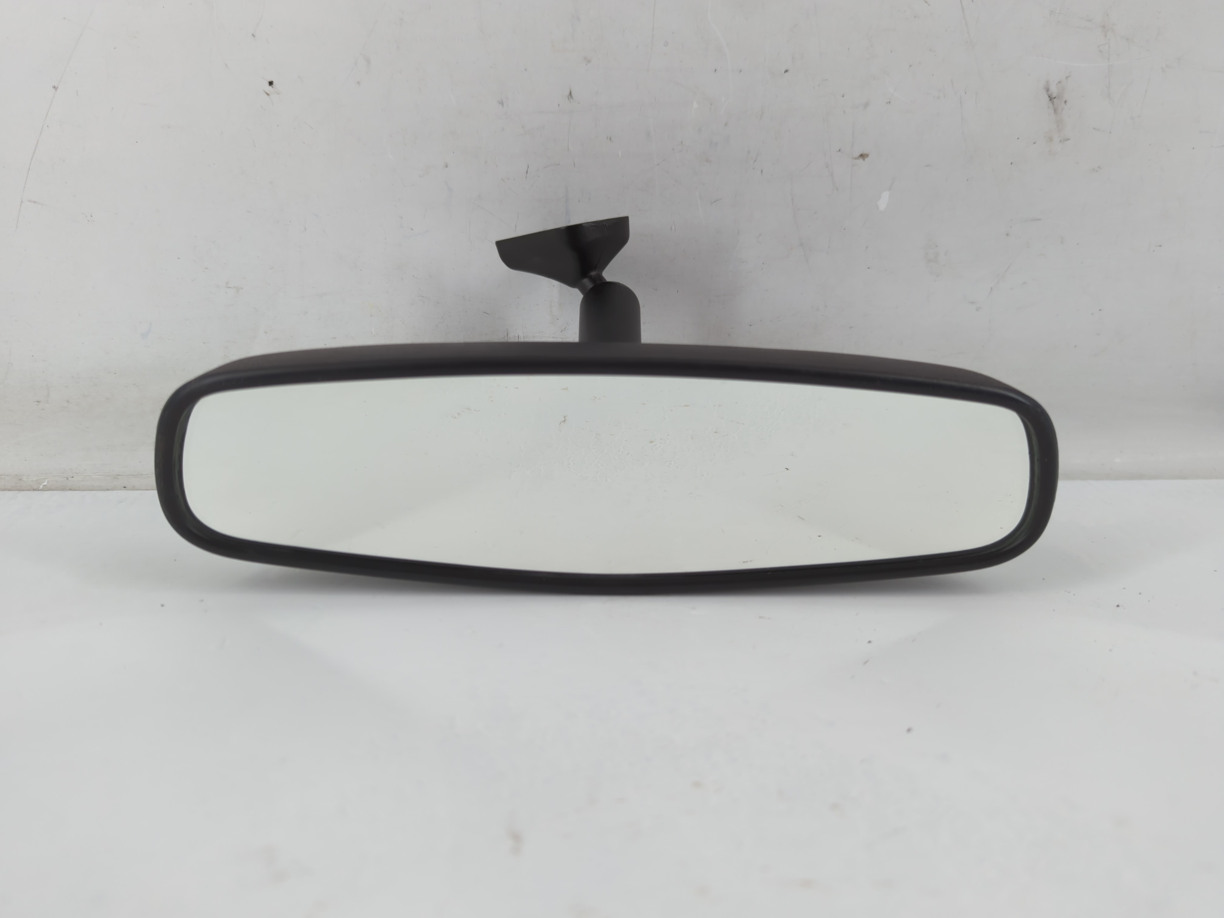 2018-2022 Chevrolet Equinox Interior Rear View Mirror Oem 816390 - Oemusedautoparts1.com