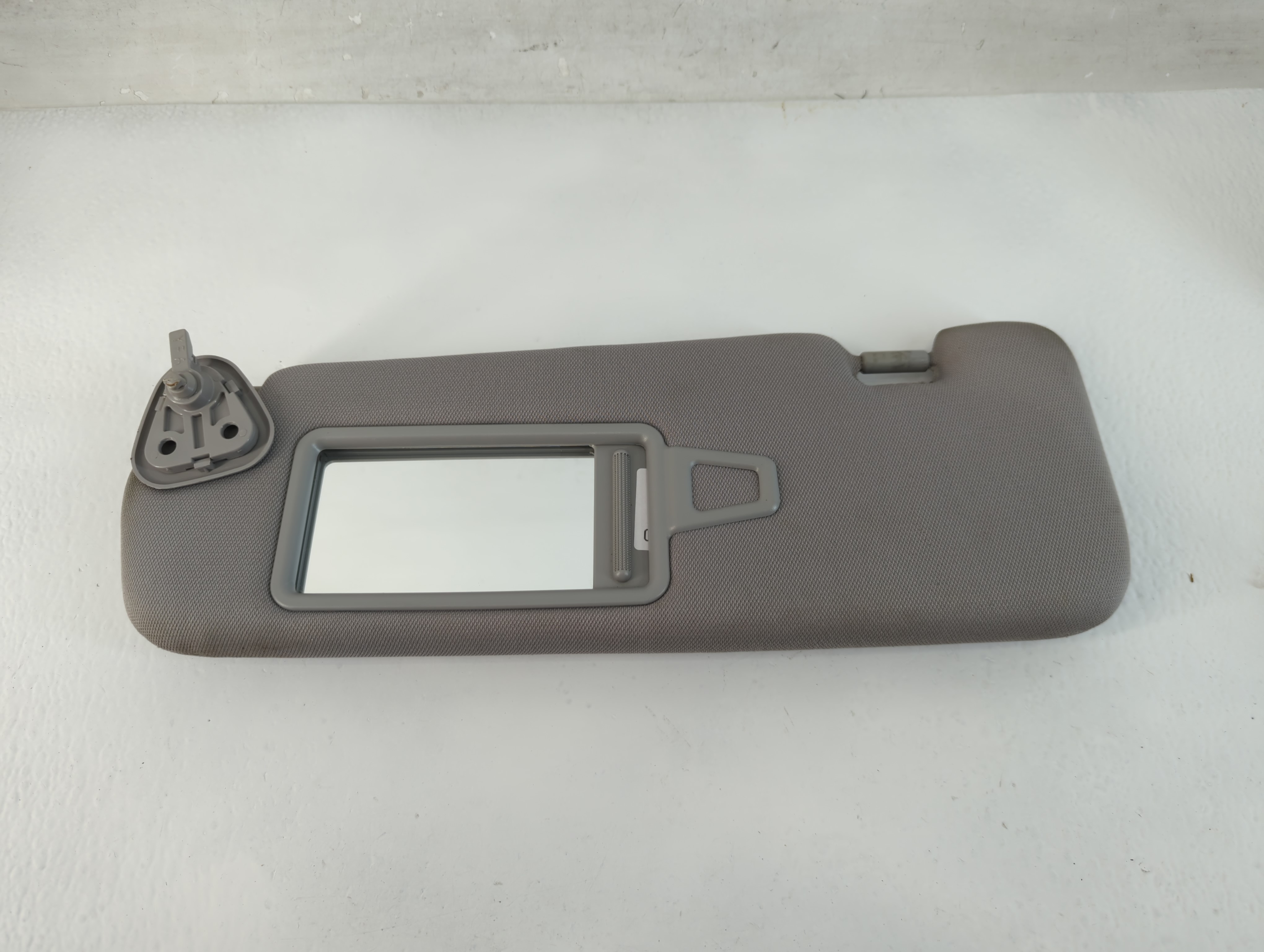 2011-2015 Hyundai Sonata Driver Sun Visor Mirror Left Sunvisor Grey 816645 - Oemusedautoparts1.com
