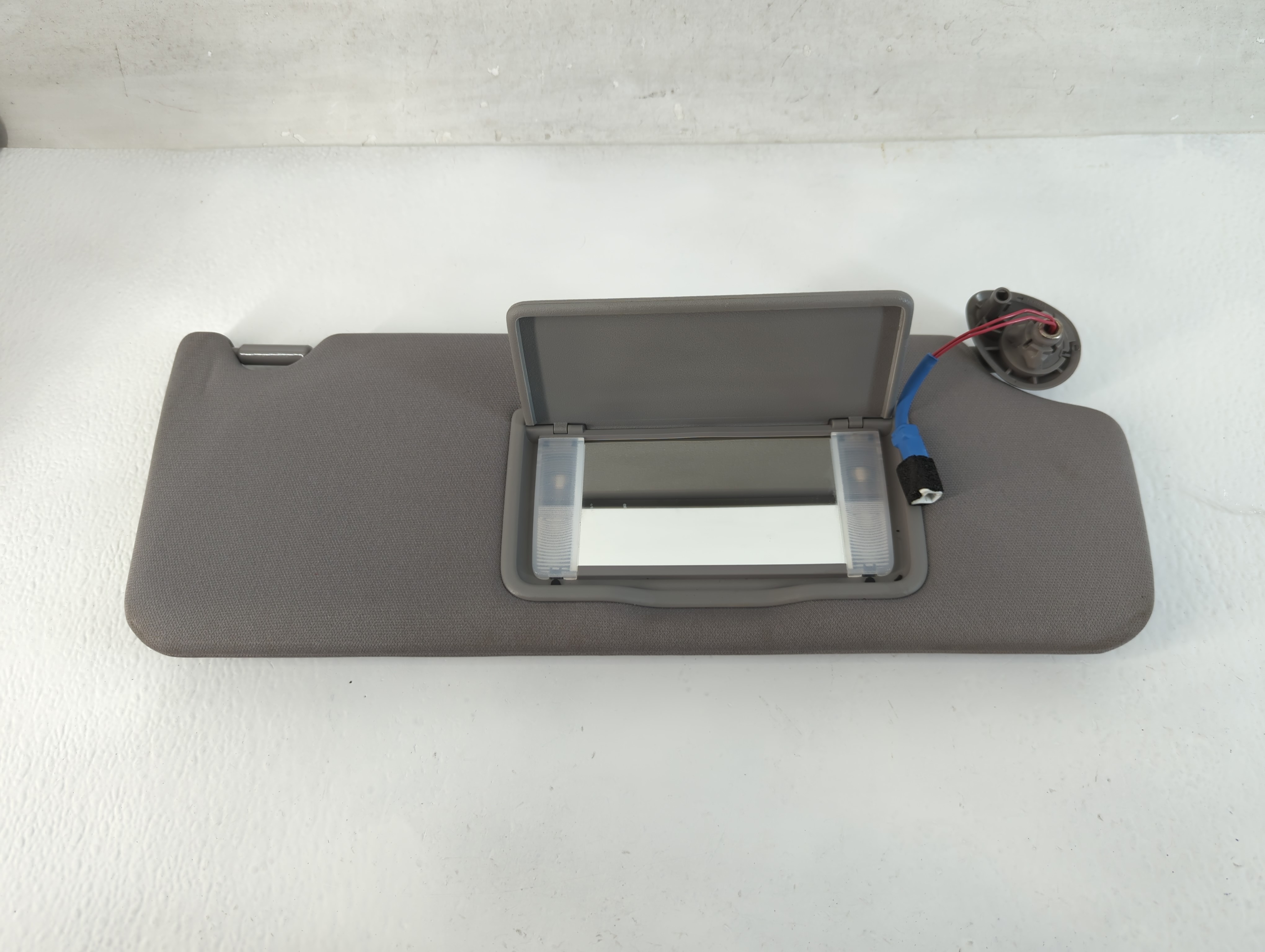 2016-2022 Honda Pilot Passenger Sun Visor Mirror Right Sunvisor Grey 816678 - Oemusedautoparts1.com