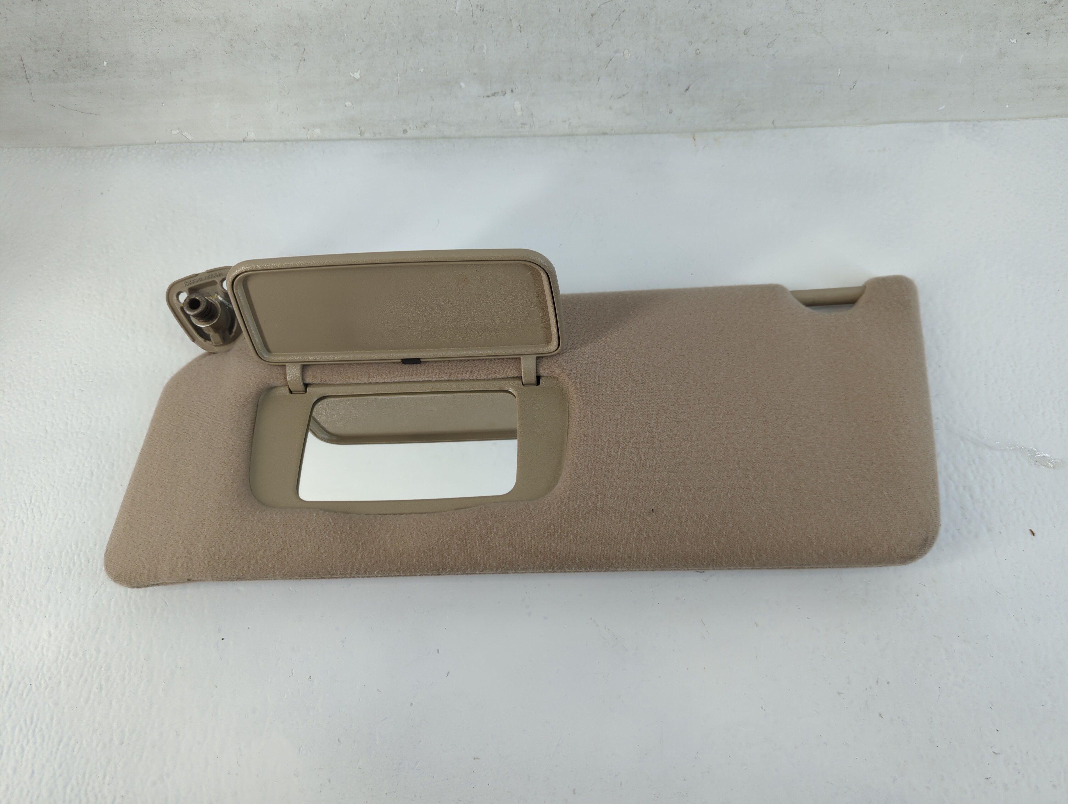 2002-2006 Toyota Camry Driver Sun Visor Mirror Left Sunvisor Beige 816681 - Oemusedautoparts1.com