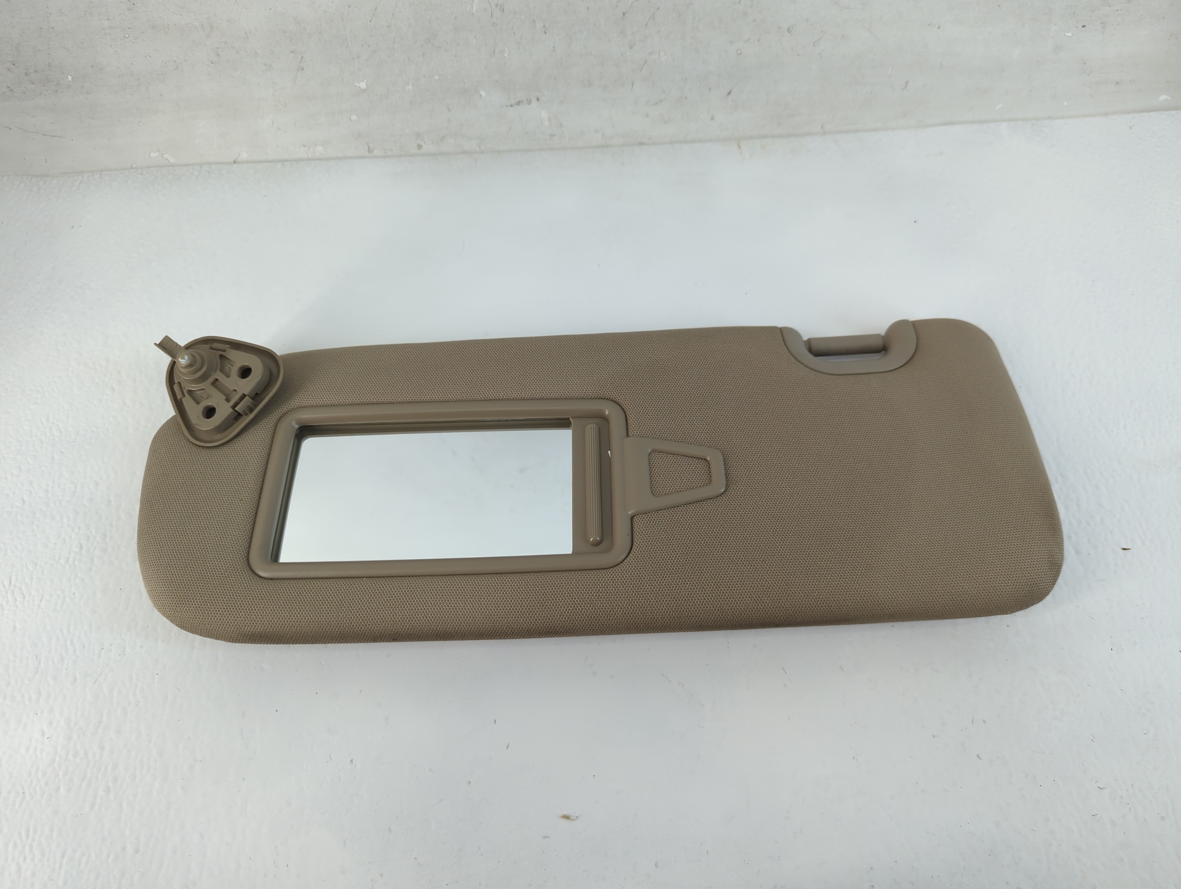 2013-2019 Hyundai Santa Fe Driver Sun Visor Mirror Left Sunvisor 816684 - Oemusedautoparts1.com