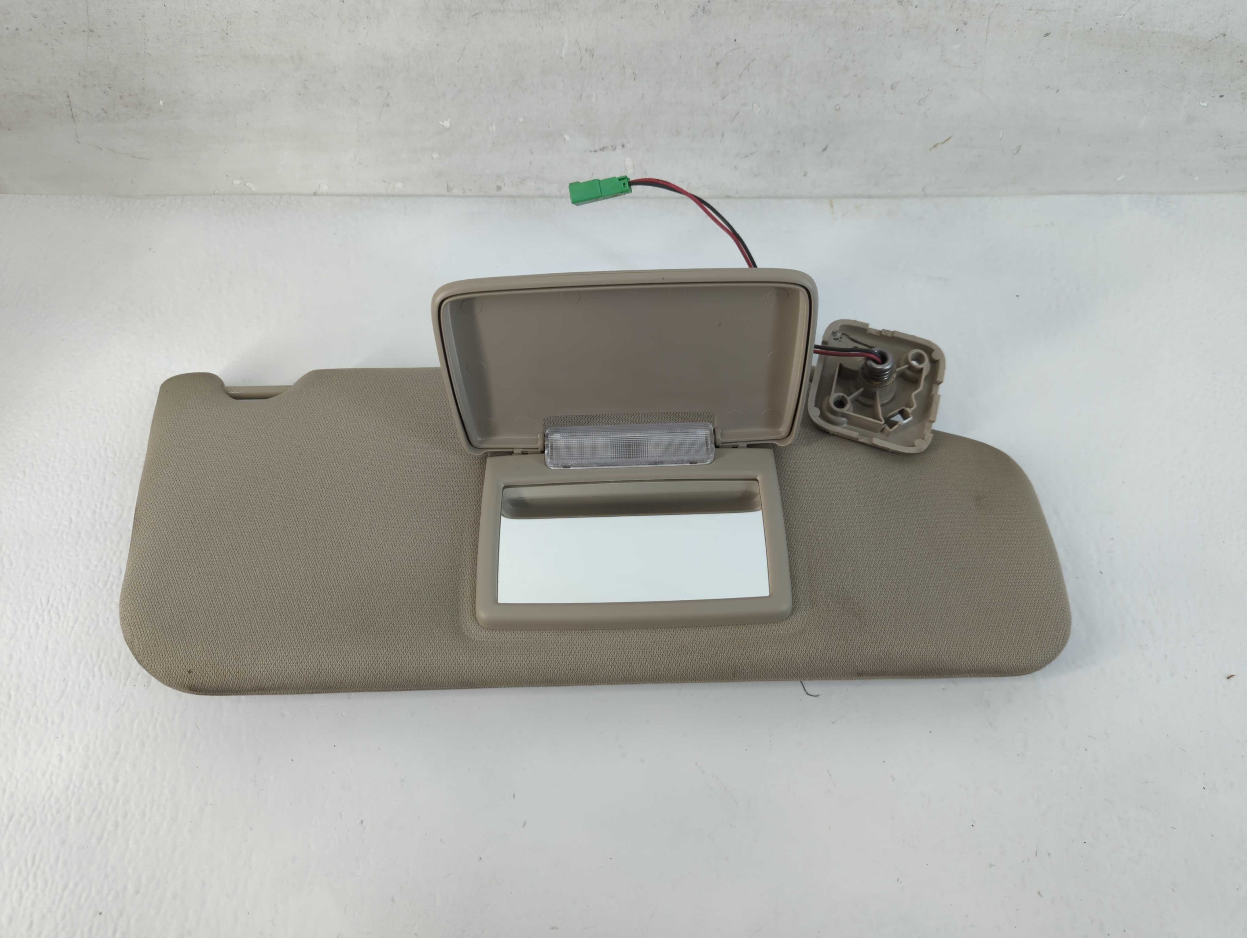 2011-2014 Ford Edge Passenger Sun Visor Mirror Right Sunvisor Beige 816688 - Oemusedautoparts1.com