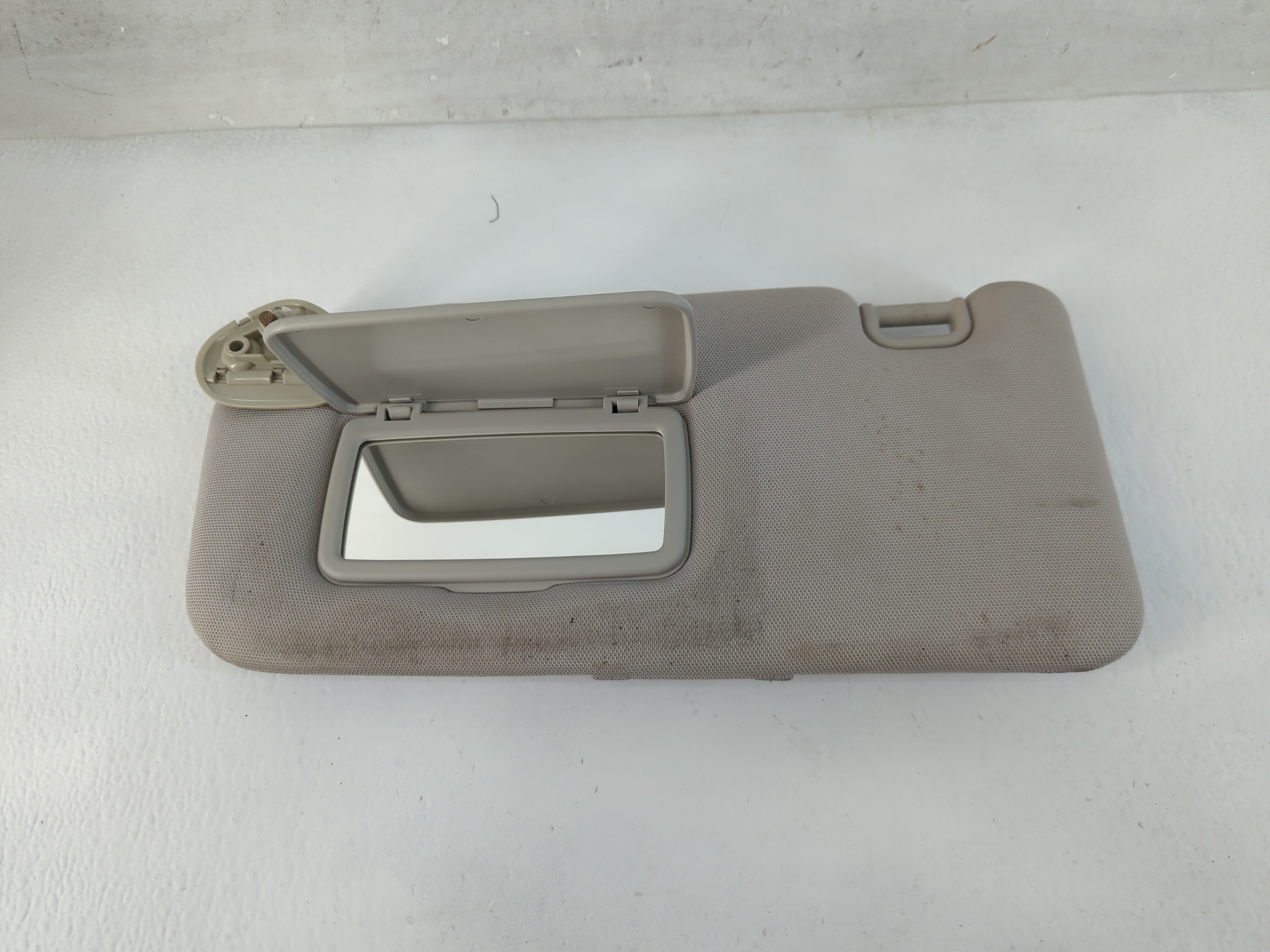 2015-2016 Subaru Impreza Driver Sun Visor Mirror Left Sunvisor Grey 816715 - Oemusedautoparts1.com