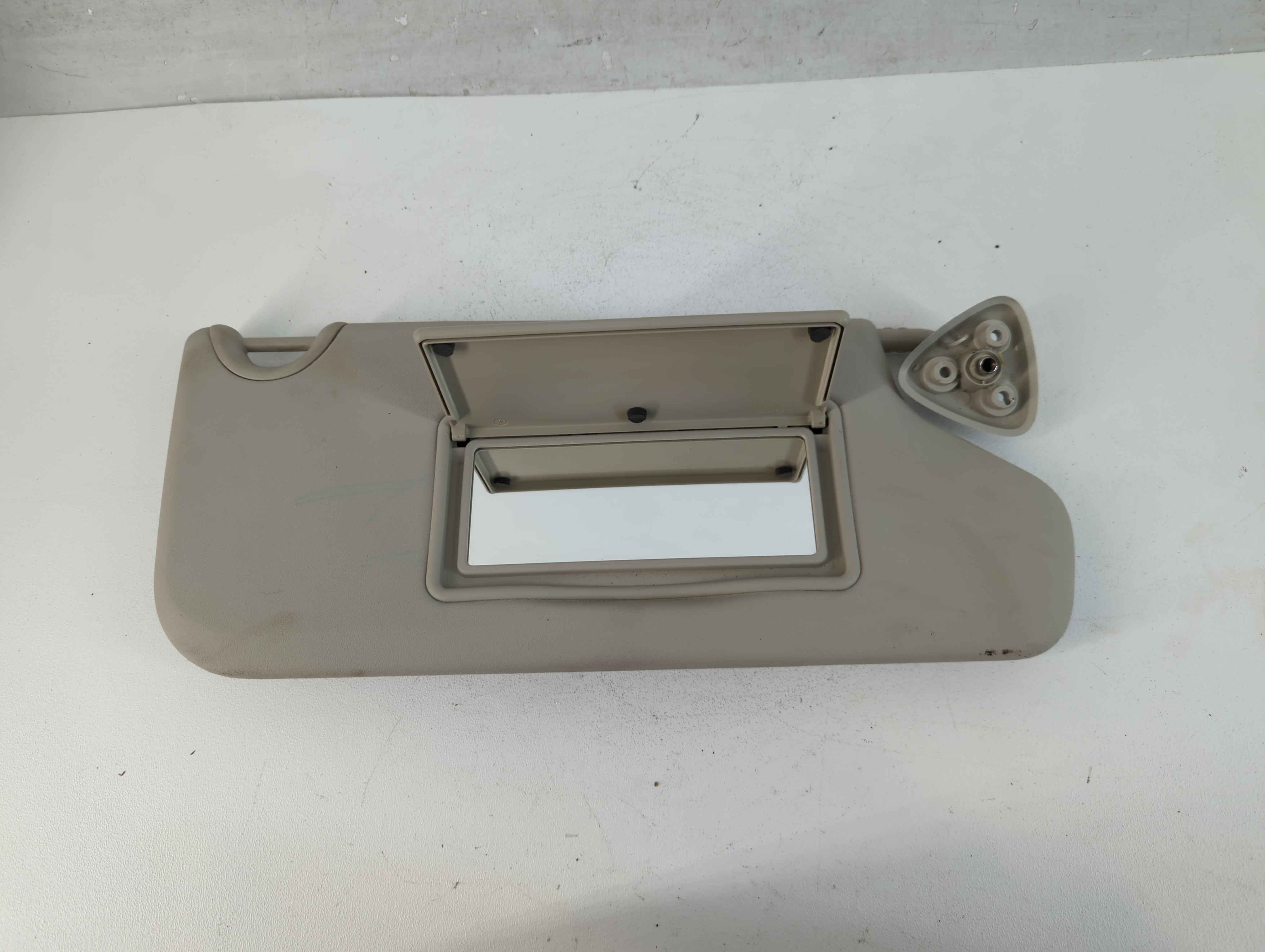 2013 Dodge Journey Passenger Sun Visor Mirror Right Sunvisor Grey 816721 - Oemusedautoparts1.com