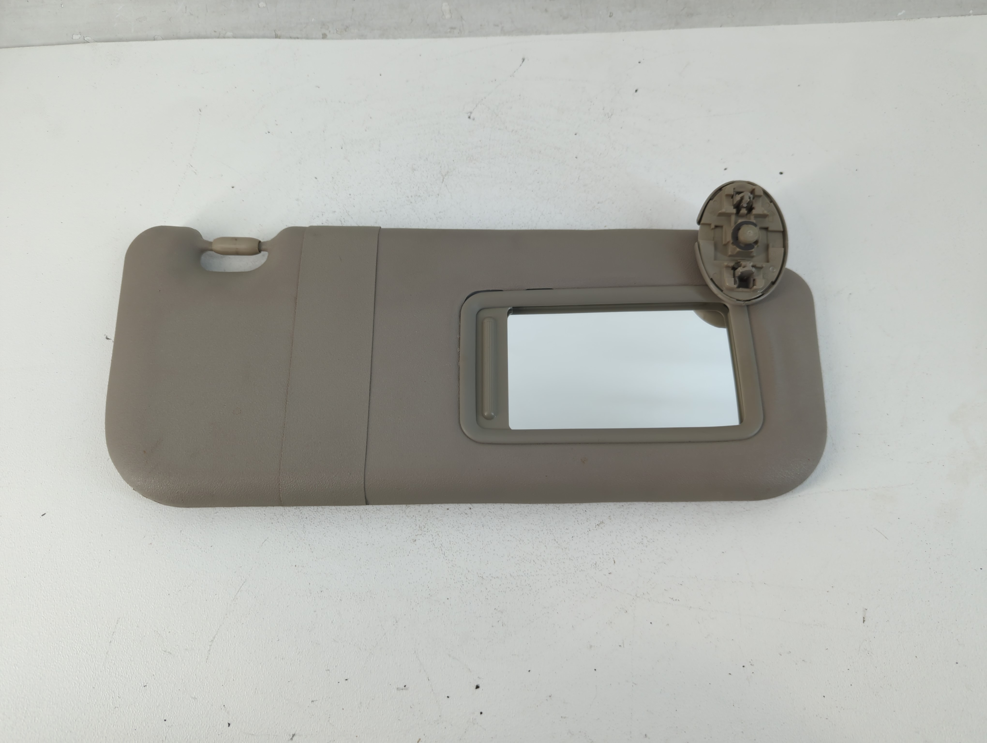 2009-2013 Toyota Corolla Passenger Sun Visor Mirror Right Sunvisor Grey 816729 - Oemusedautoparts1.com