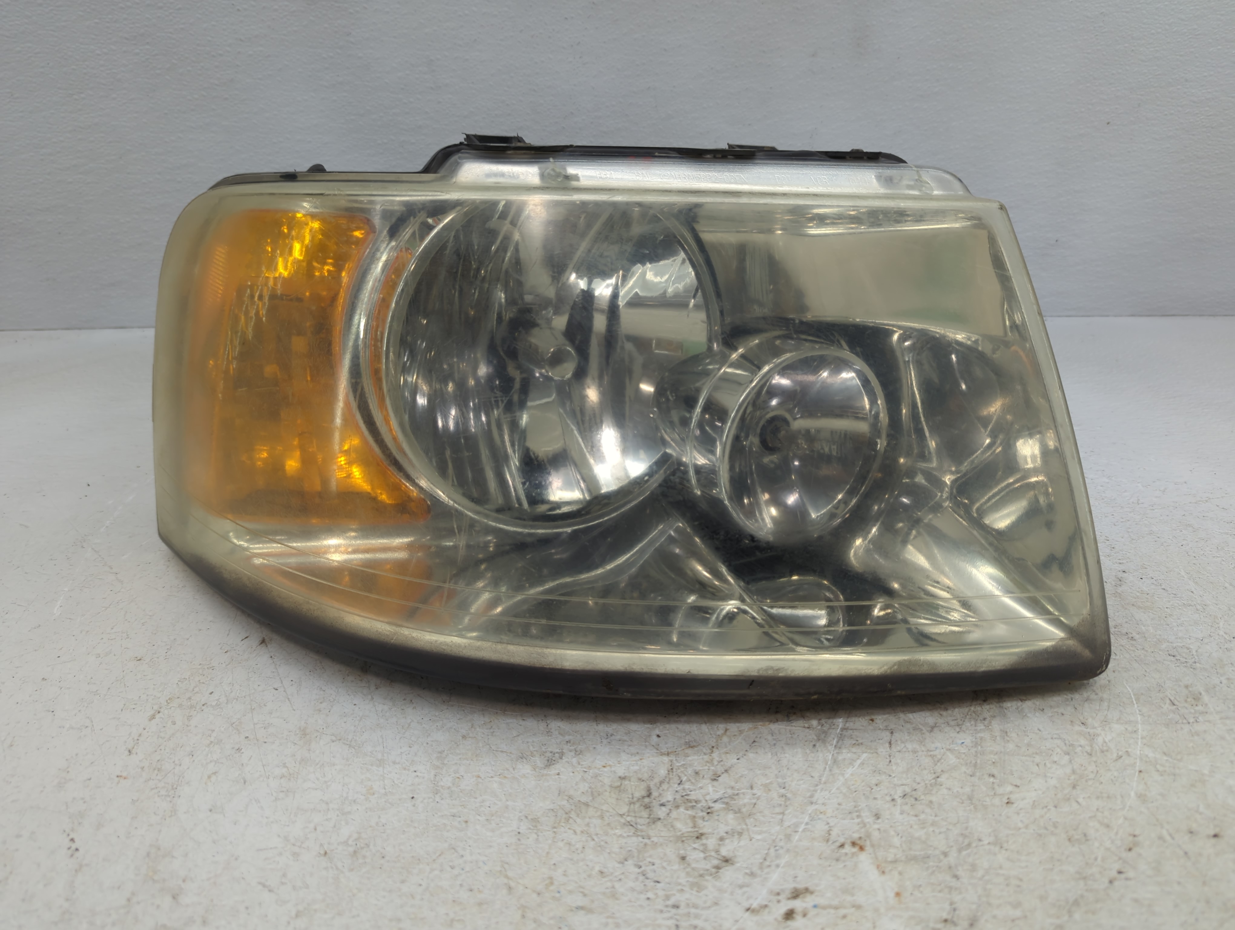 2008-2009 Ford Taurus Driver Left Oem Head Light Headlight Lamp 816732 - Oemusedautoparts1.com
