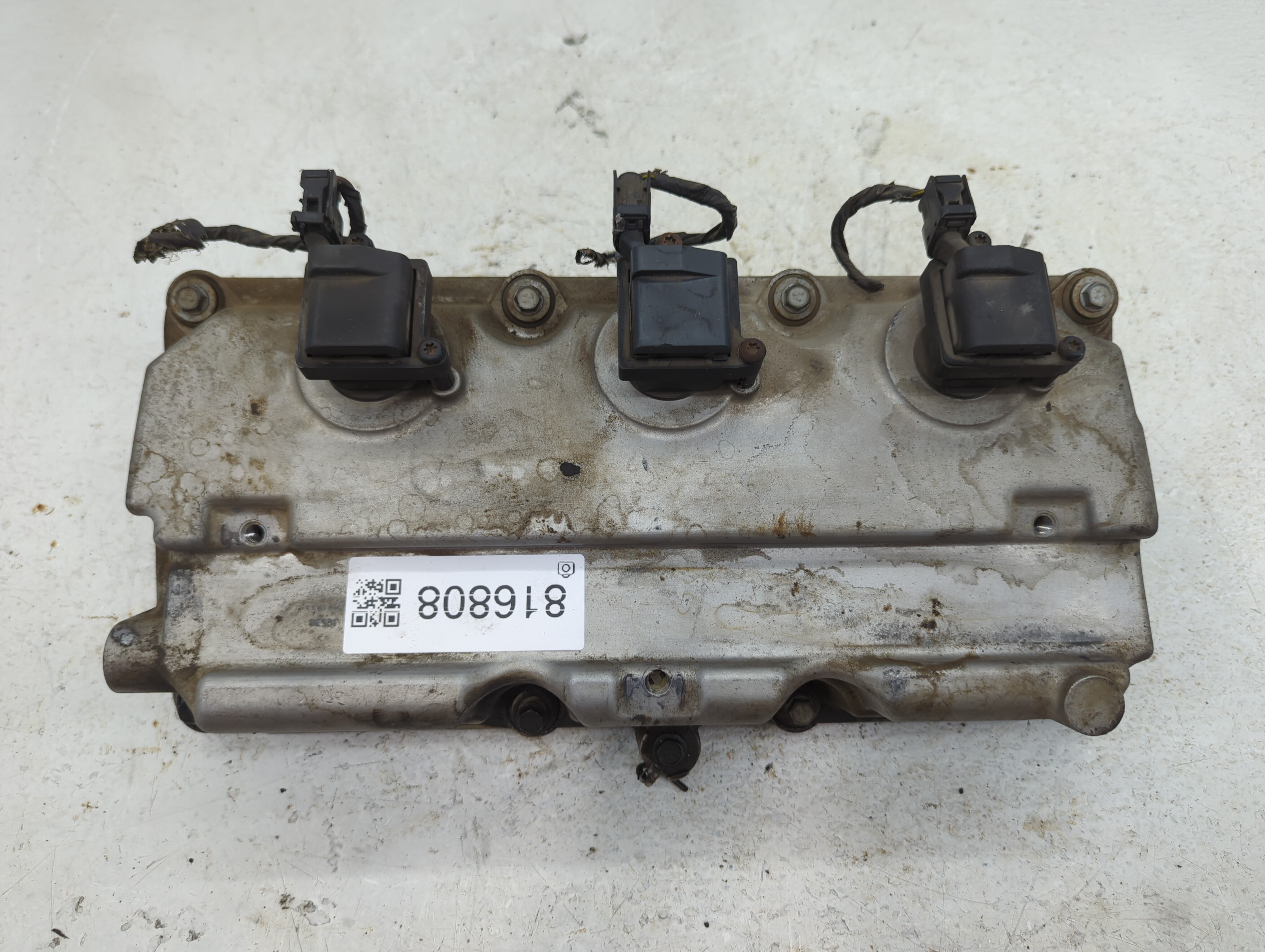2005 Chrysler 300 Driver Left Cylinder Head Valve Cover 816808 - Oemusedautoparts1.com