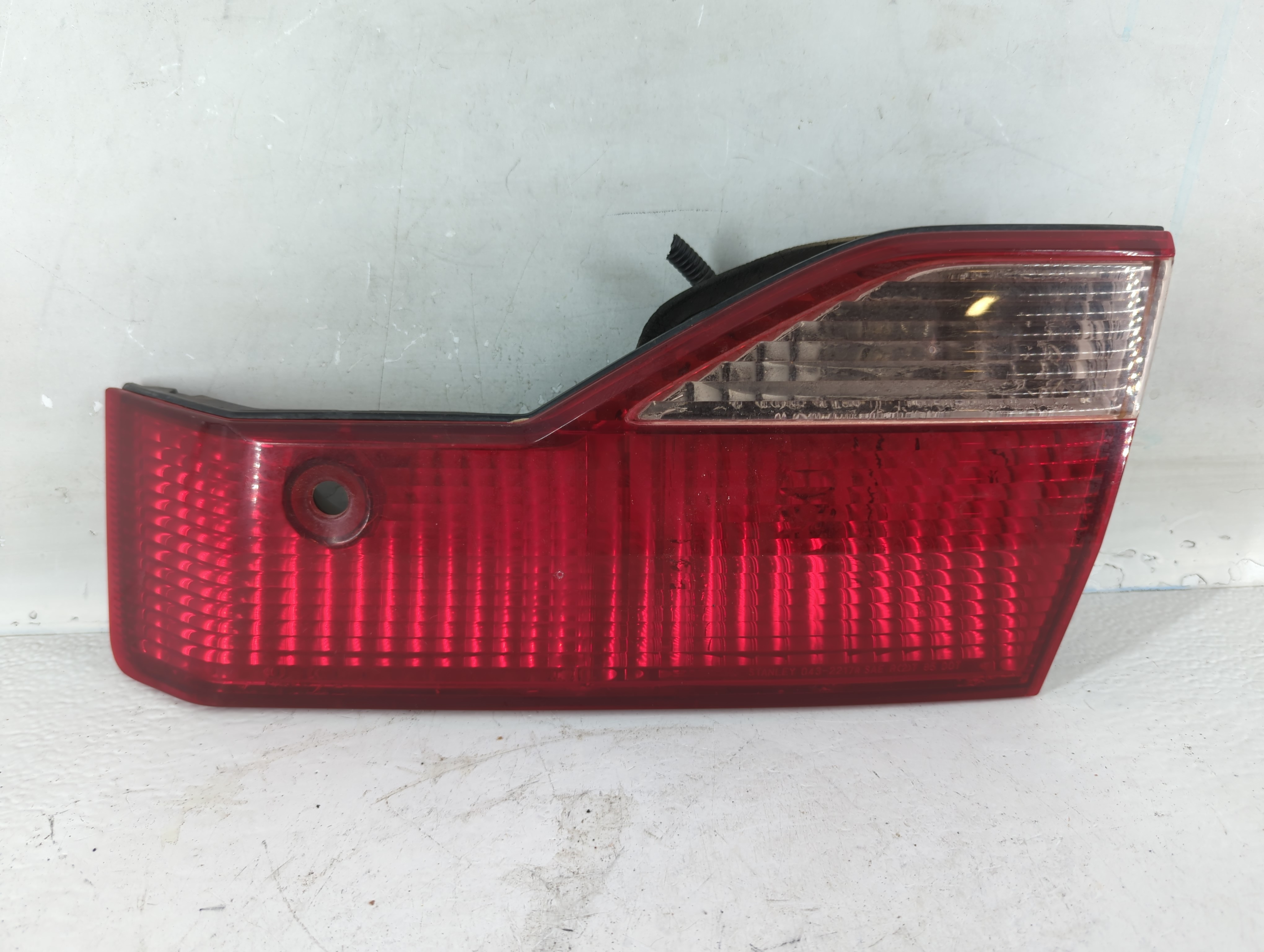 1998-2000 Honda Accord Driver Left Side Tail Light Taillight Oem 816857 - Oemusedautoparts1.com