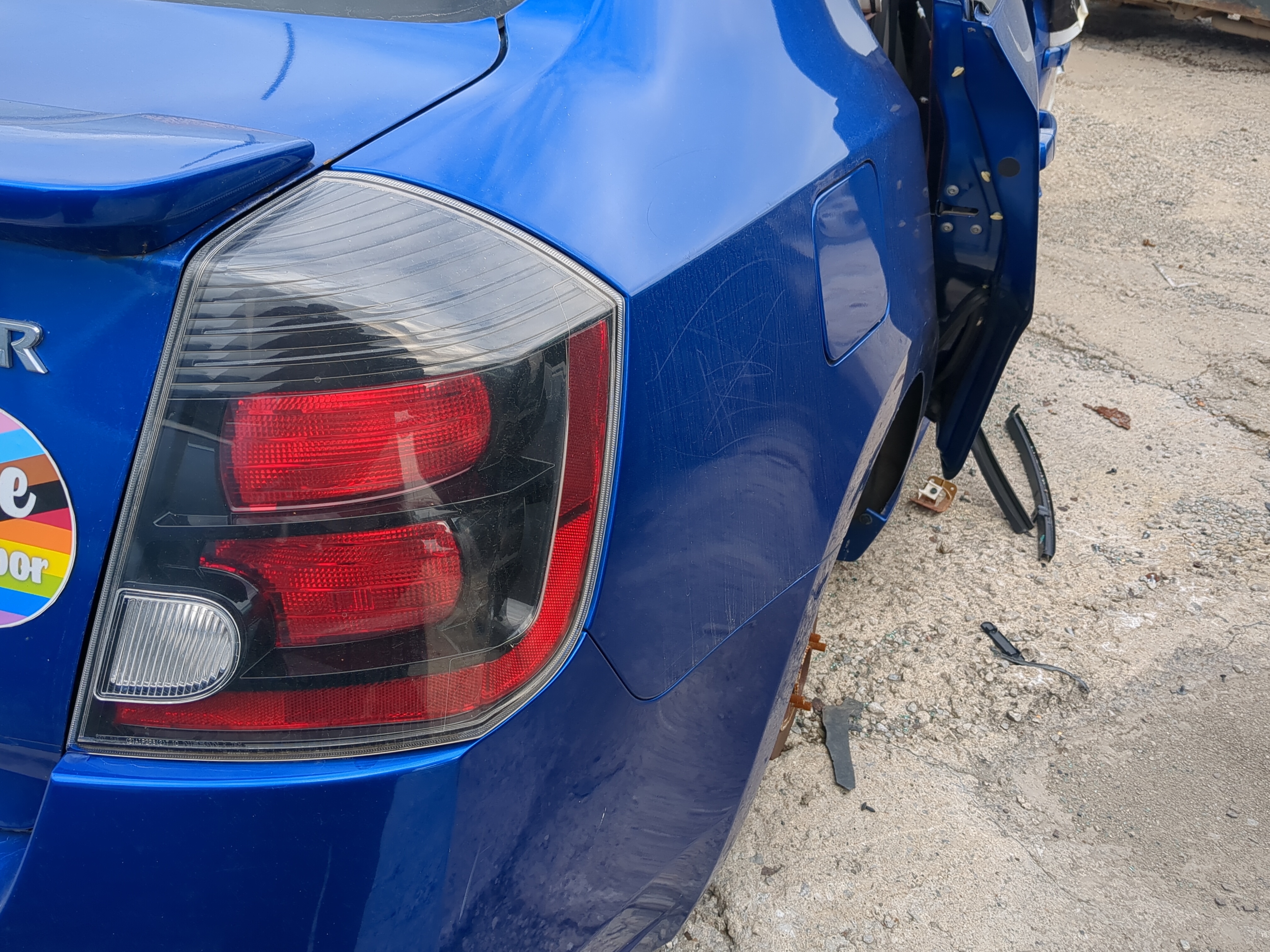 Picture of 2010-2012 Nissan Sentra Passenger Right Side Tail Light Taillight Oem 817208