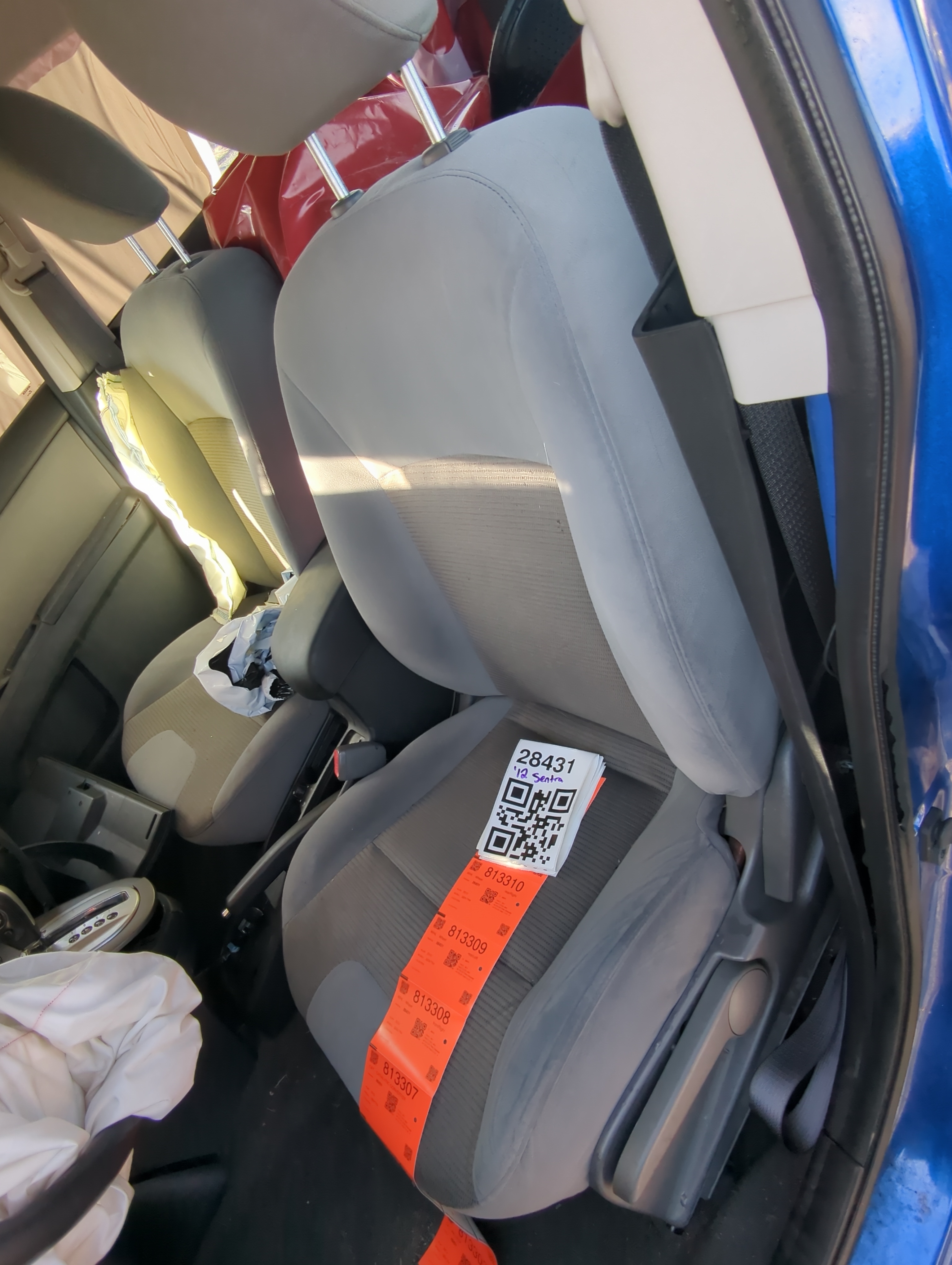 Picture of 2011-2012 Nissan Sentra Driver Front Seat Oem 817219