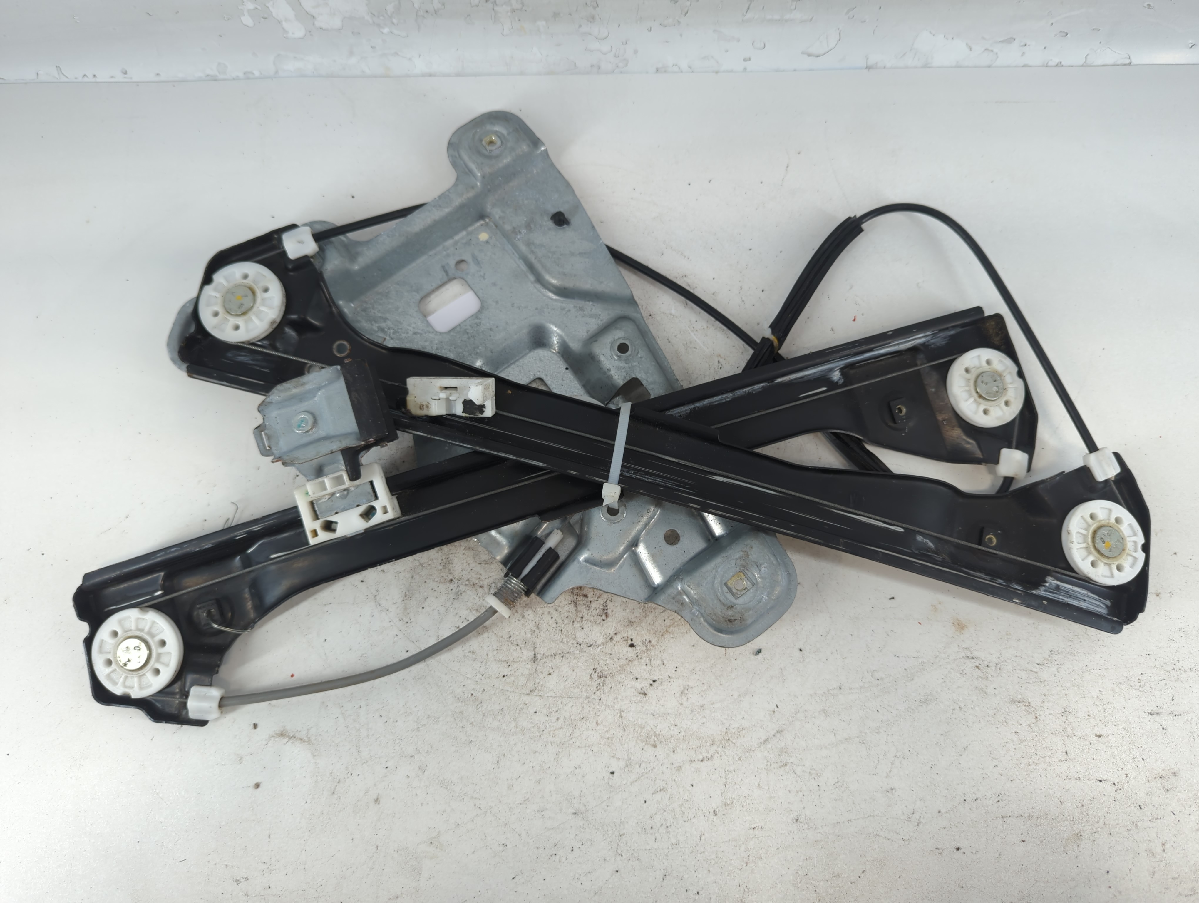 Picture of 2010-2011 Chevrolet Equinox Window Regulator Passenger Front 817493