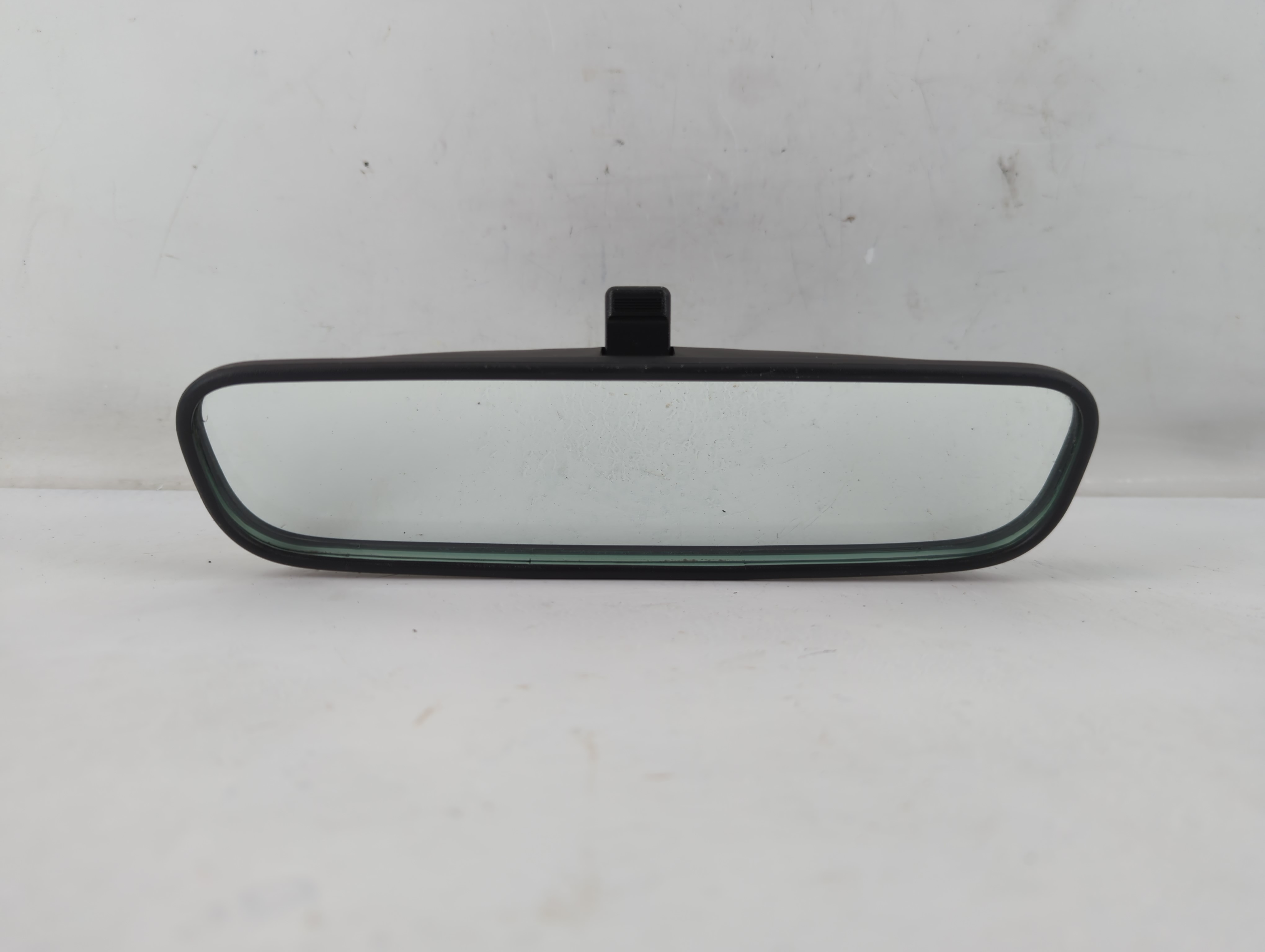 2006-2015 Hyundai Sonata Interior Rear View Mirror Oem 817564 - Oemusedautoparts1.com