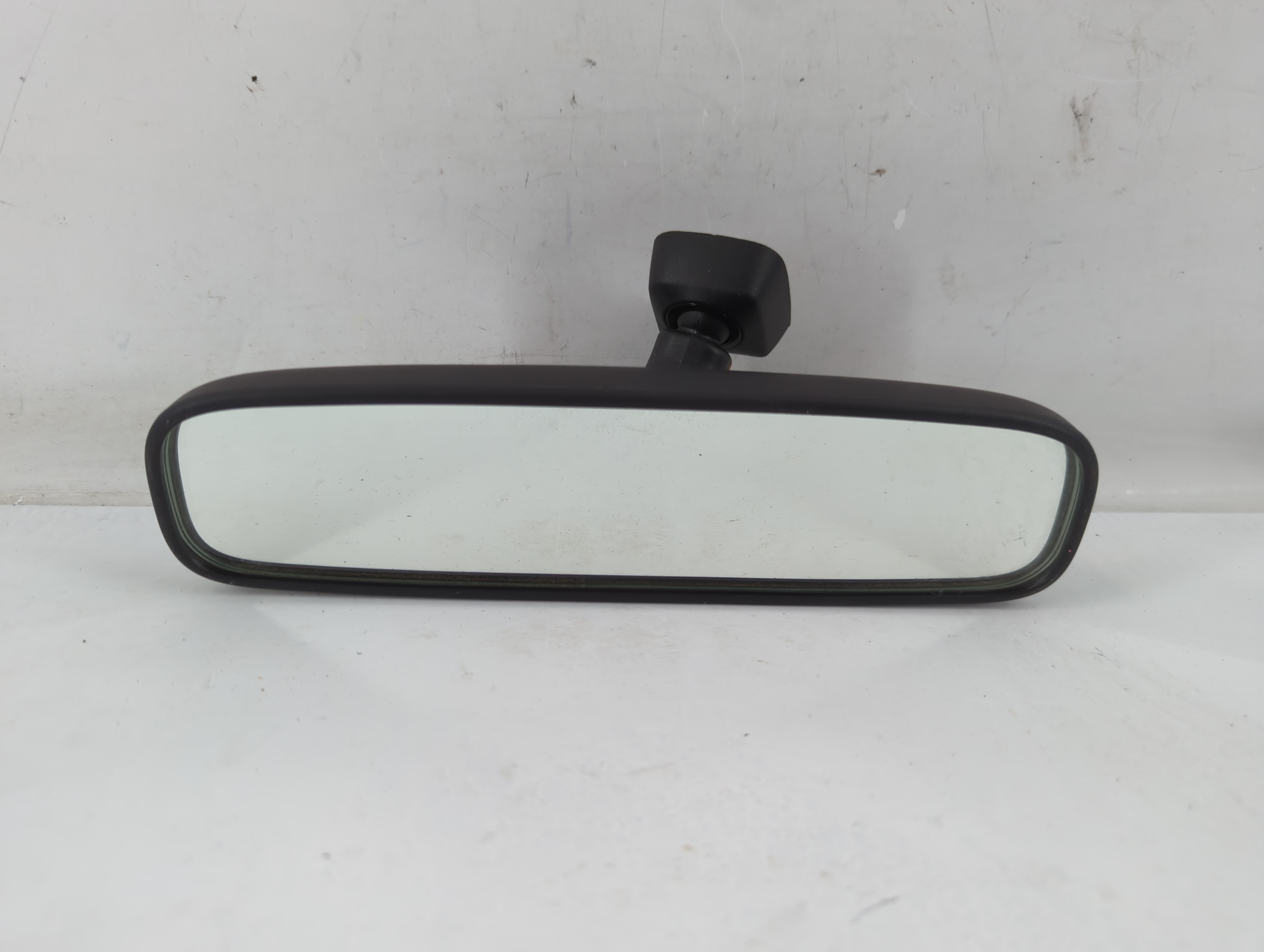 2012-2016 Subaru Impreza Interior Rear View Mirror Oem 817636 - Oemusedautoparts1.com