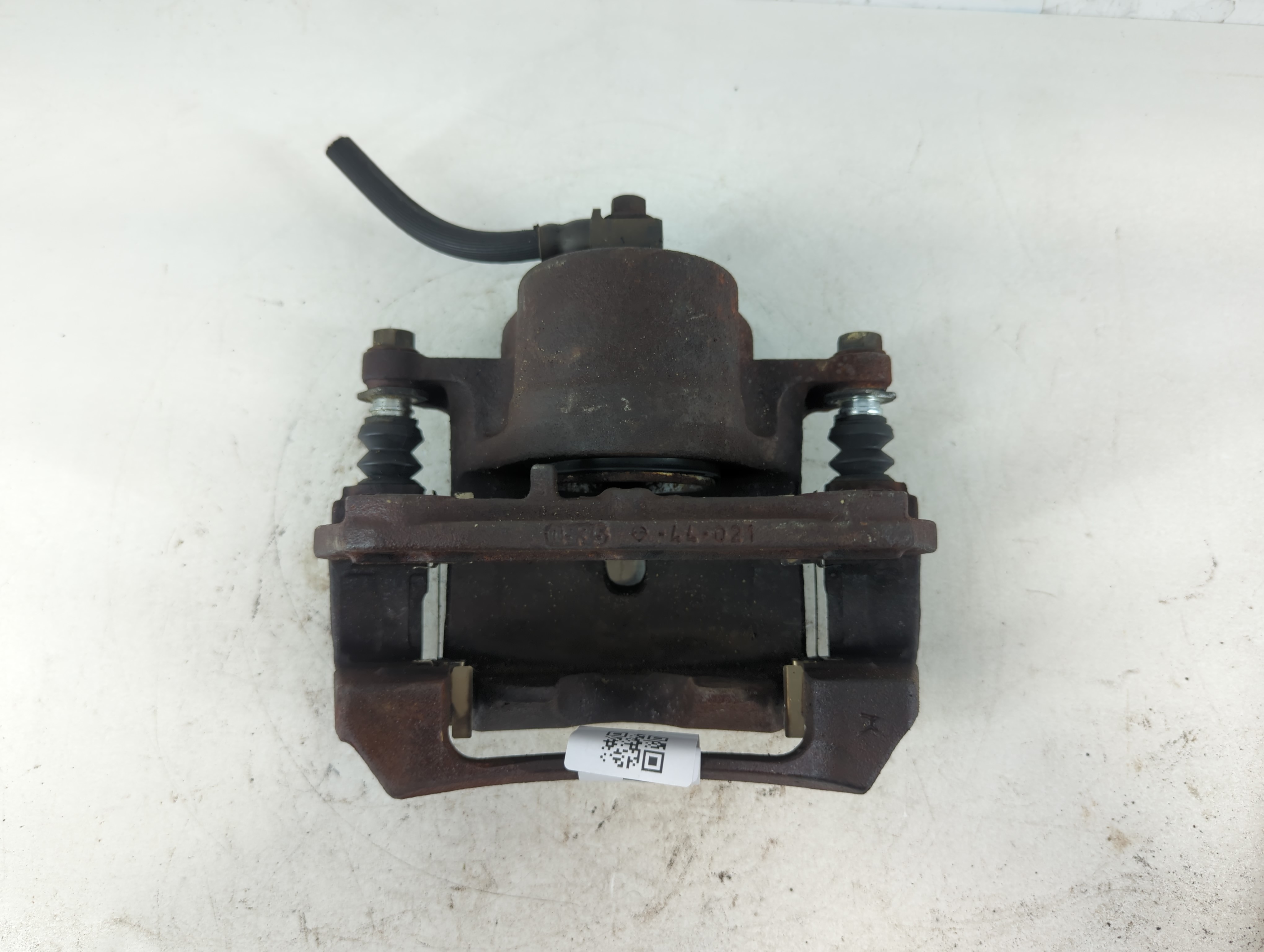 2006-2011 Chevrolet Hhr Front Driver Left Brake Caliper 817795 - Oemusedautoparts1.com