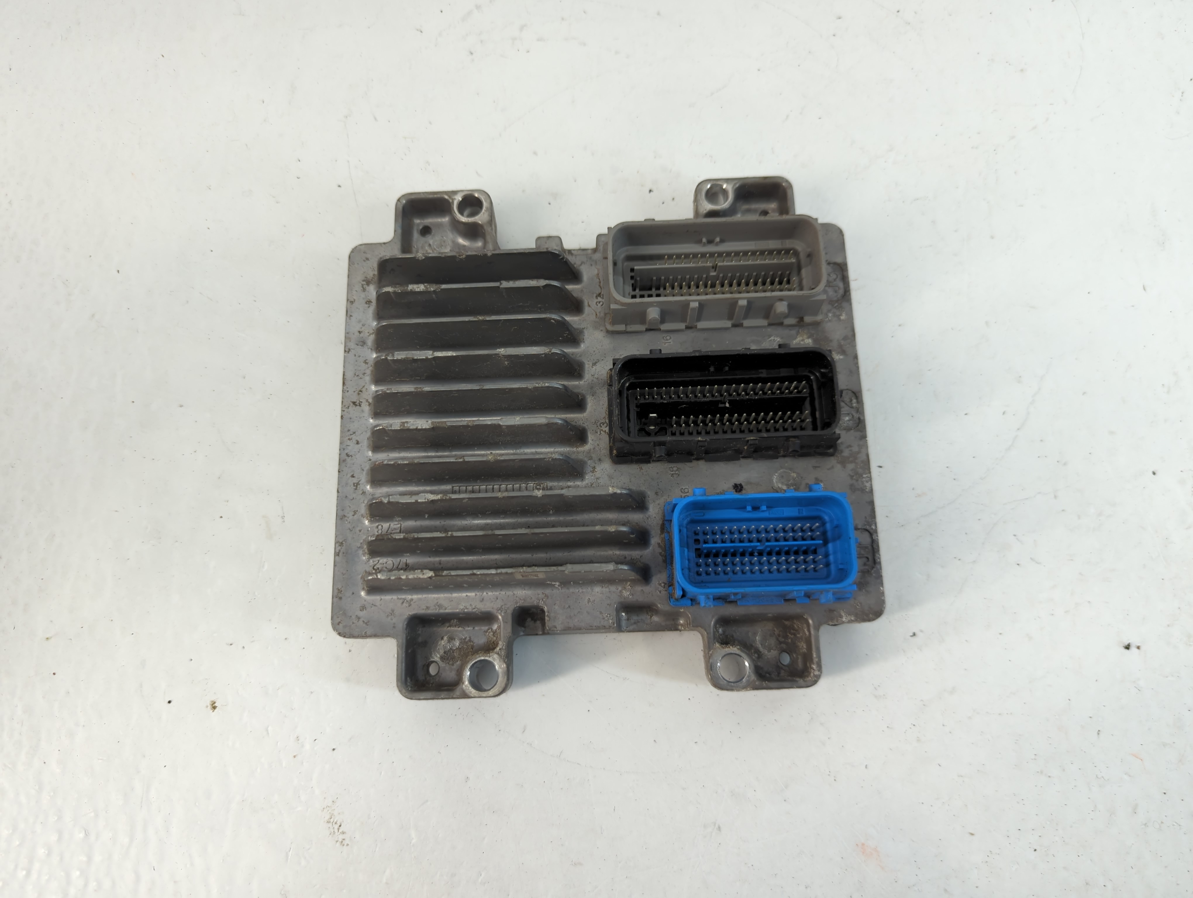 Picture of 2012-2016 Chevrolet Cruze Engine Control Computer Ecu Pcm Ecm Pcu Oem 817802