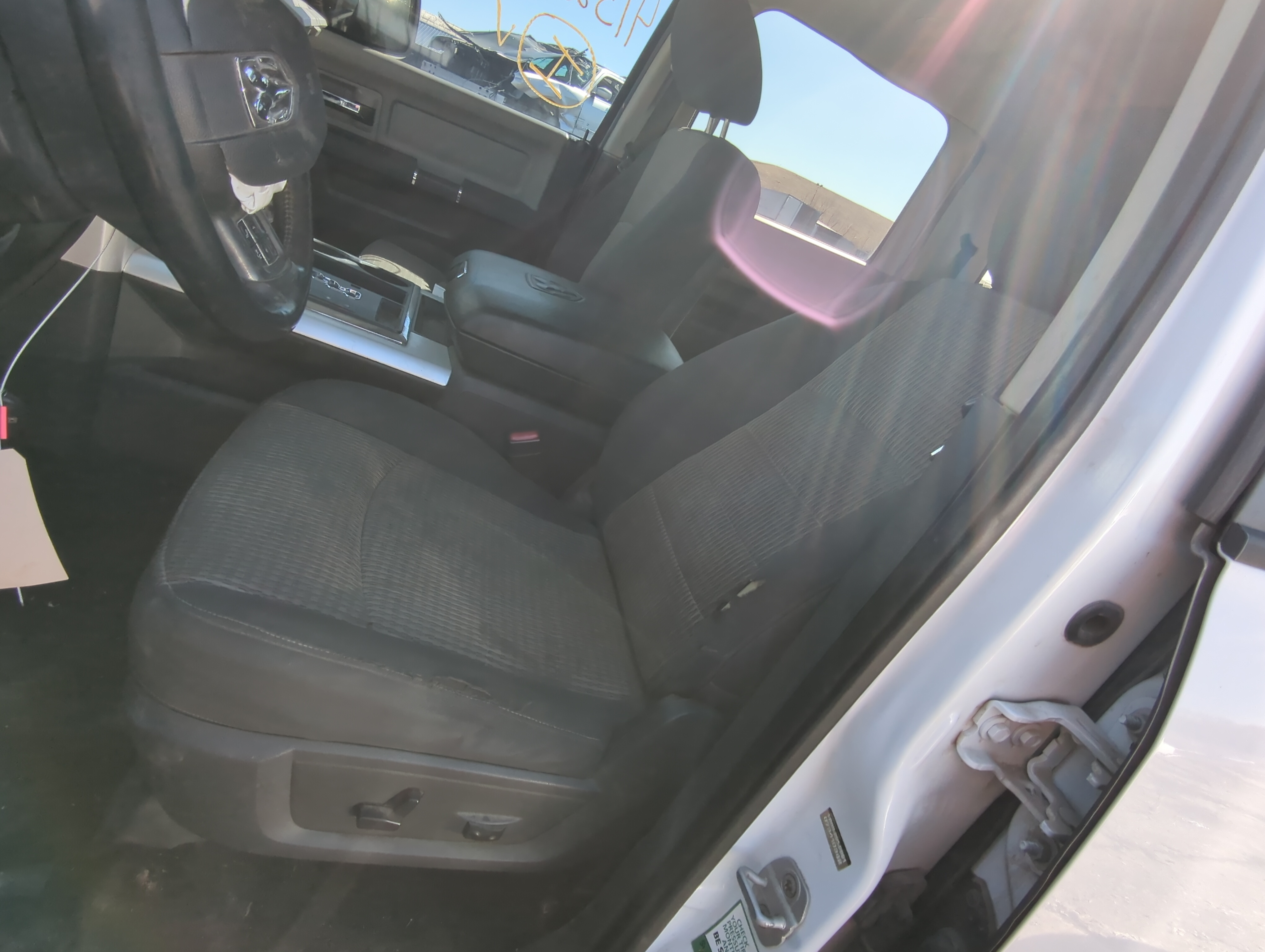 Dodge Dodge 1500 Pickup Driver Front Seat Oem 818124 - Oemusedautoparts1.com