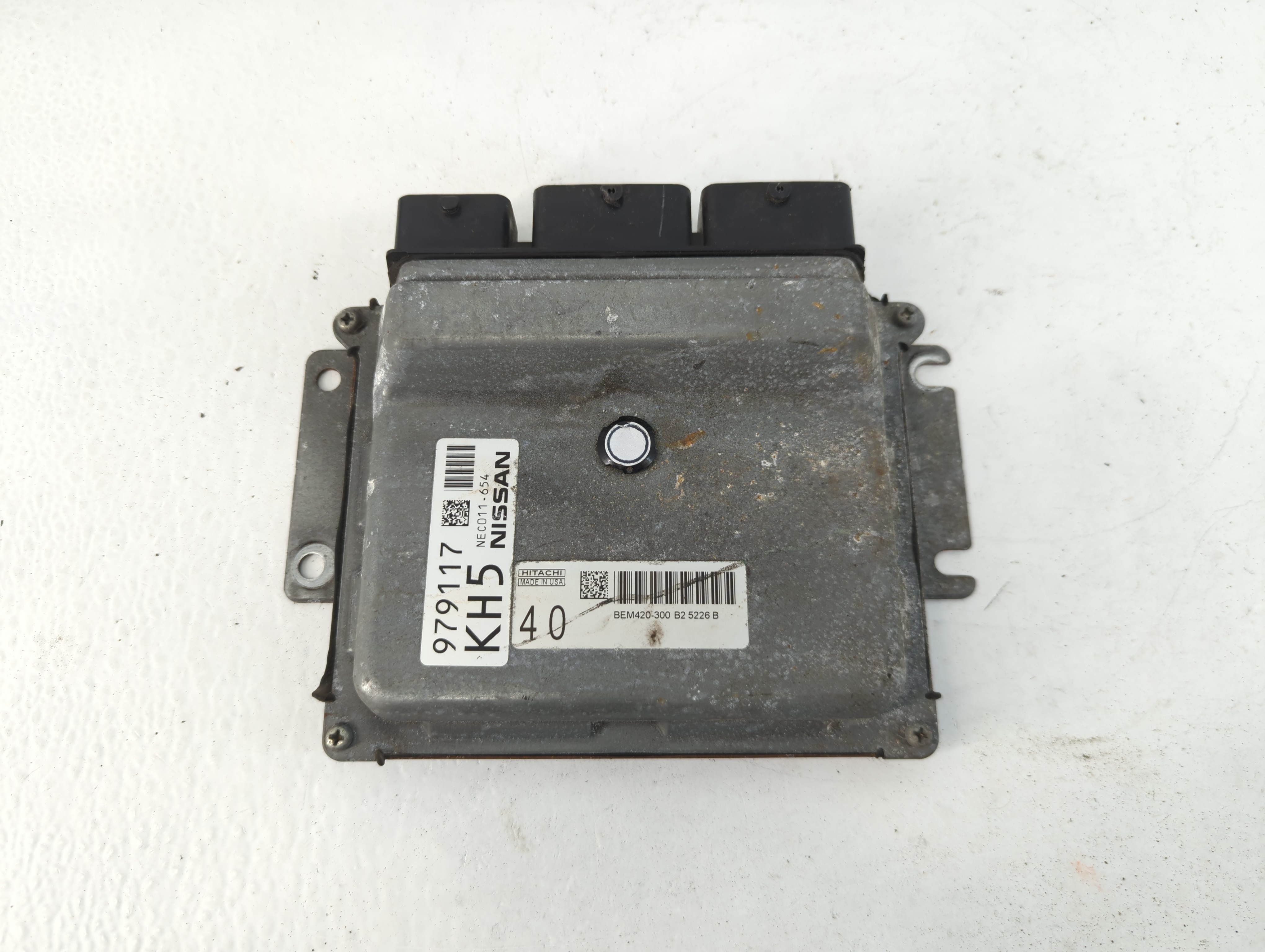 Picture of 2015-2016 Nissan Pathfinder Engine Control Computer Ecu Pcm Ecm Pcu Oem 818187