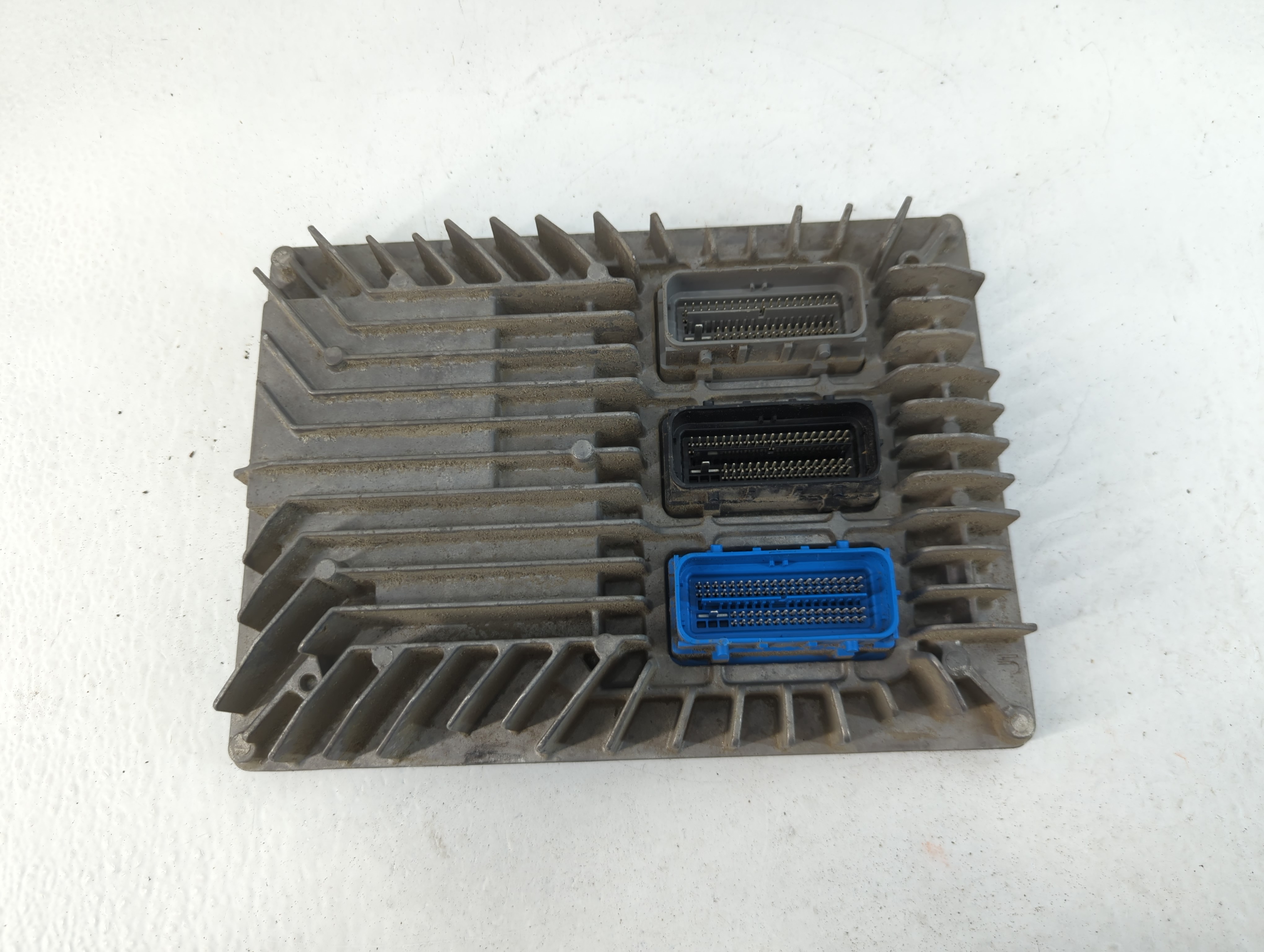 Picture of 2013-2016 Gmc Terrain Engine Control Computer Ecu Pcm Ecm Pcu Oem 818199