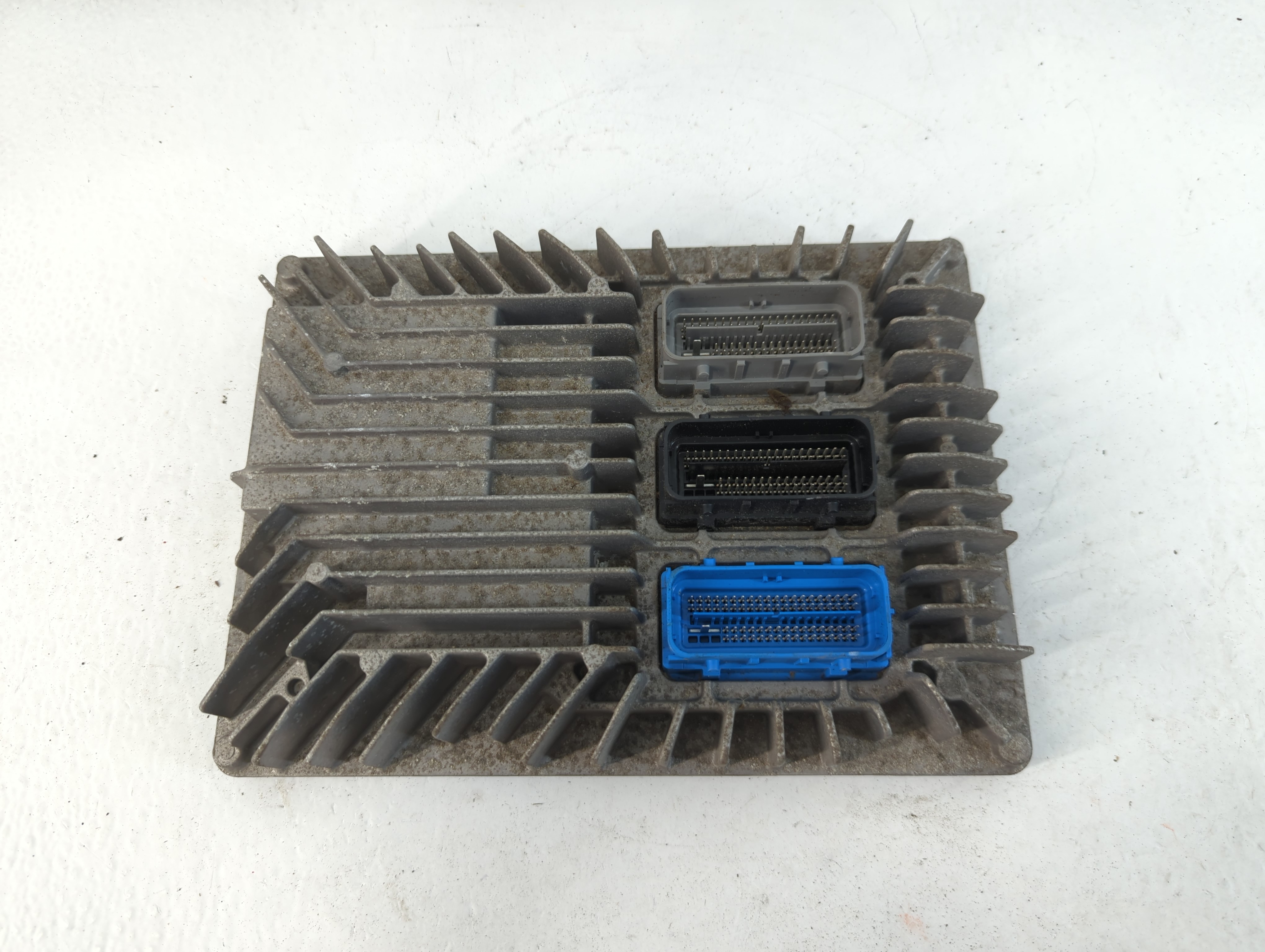 Picture of 2013-2016 Gmc Terrain Engine Control Computer Ecu Pcm Ecm Pcu Oem 818207