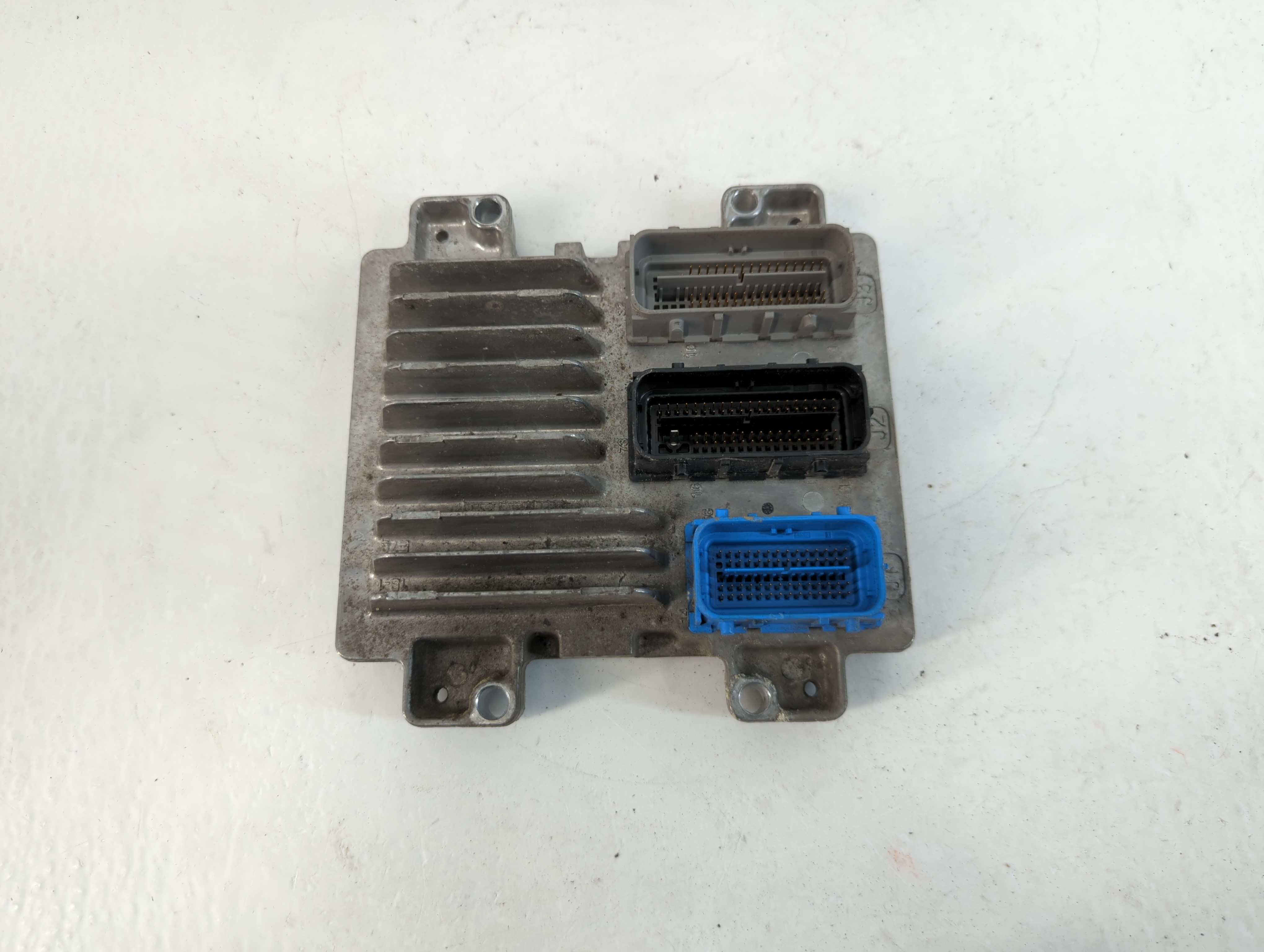 2011-2011 Chevrolet Cruze Engine Control Computer Ecu Pcm Ecm Pcu Oem 818228 - Oemusedautoparts1.com