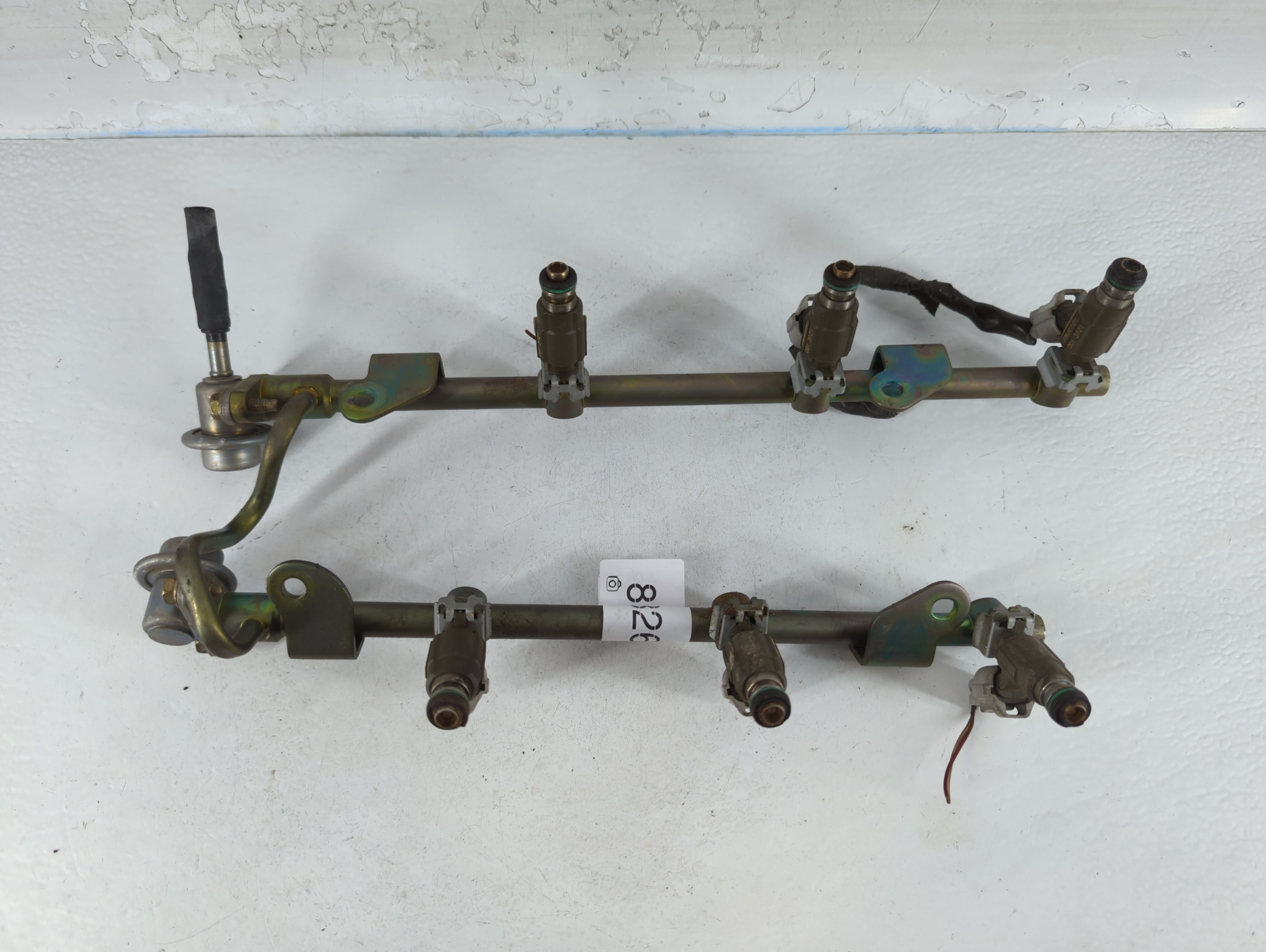 2003 Nissan Murano ENGINE RAIL INJECTOR/ PUMPS 818269 - Oemusedautoparts1.com