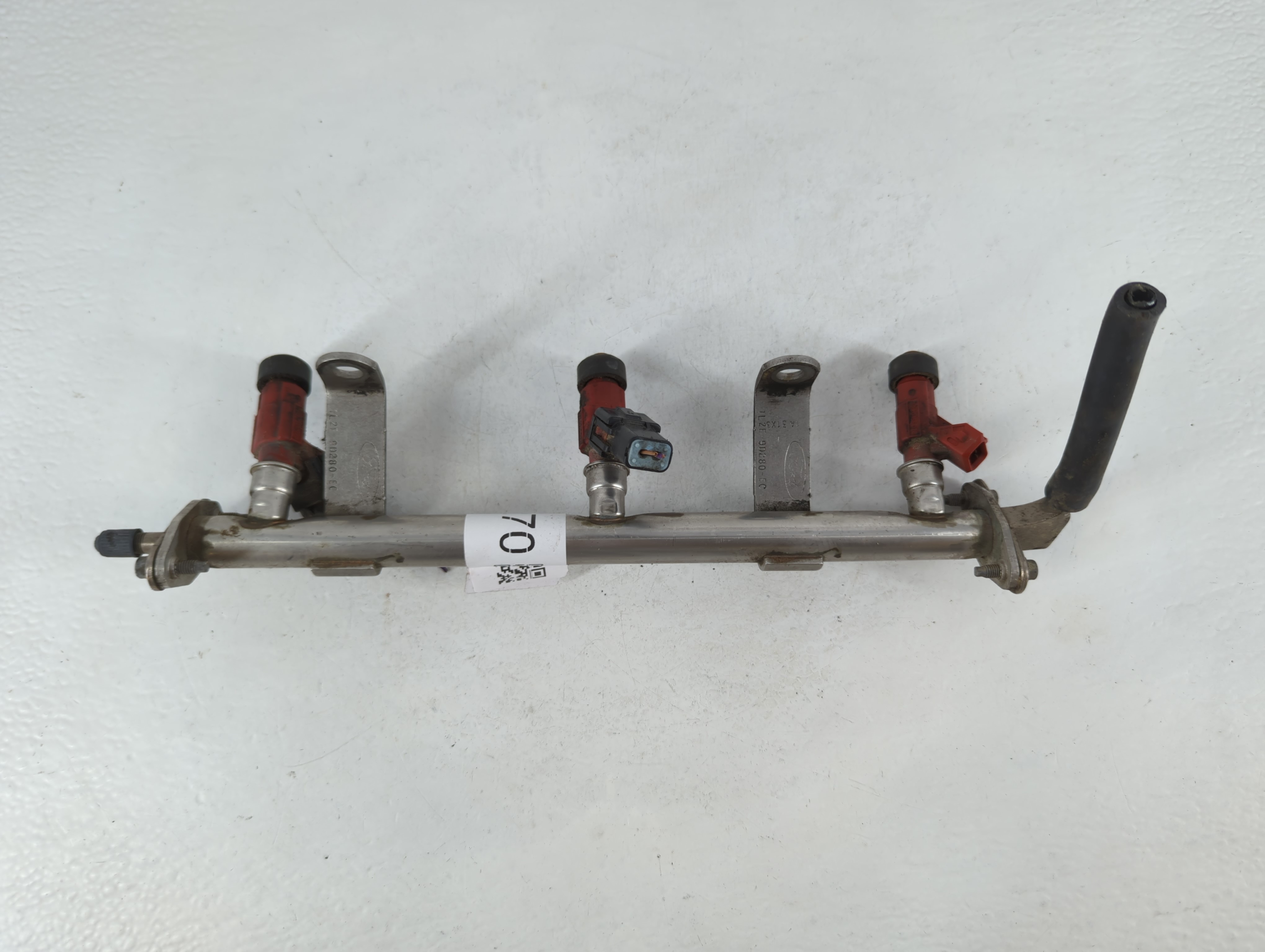 Picture of 2004 Ford Fusion Fuel Injectors 818270