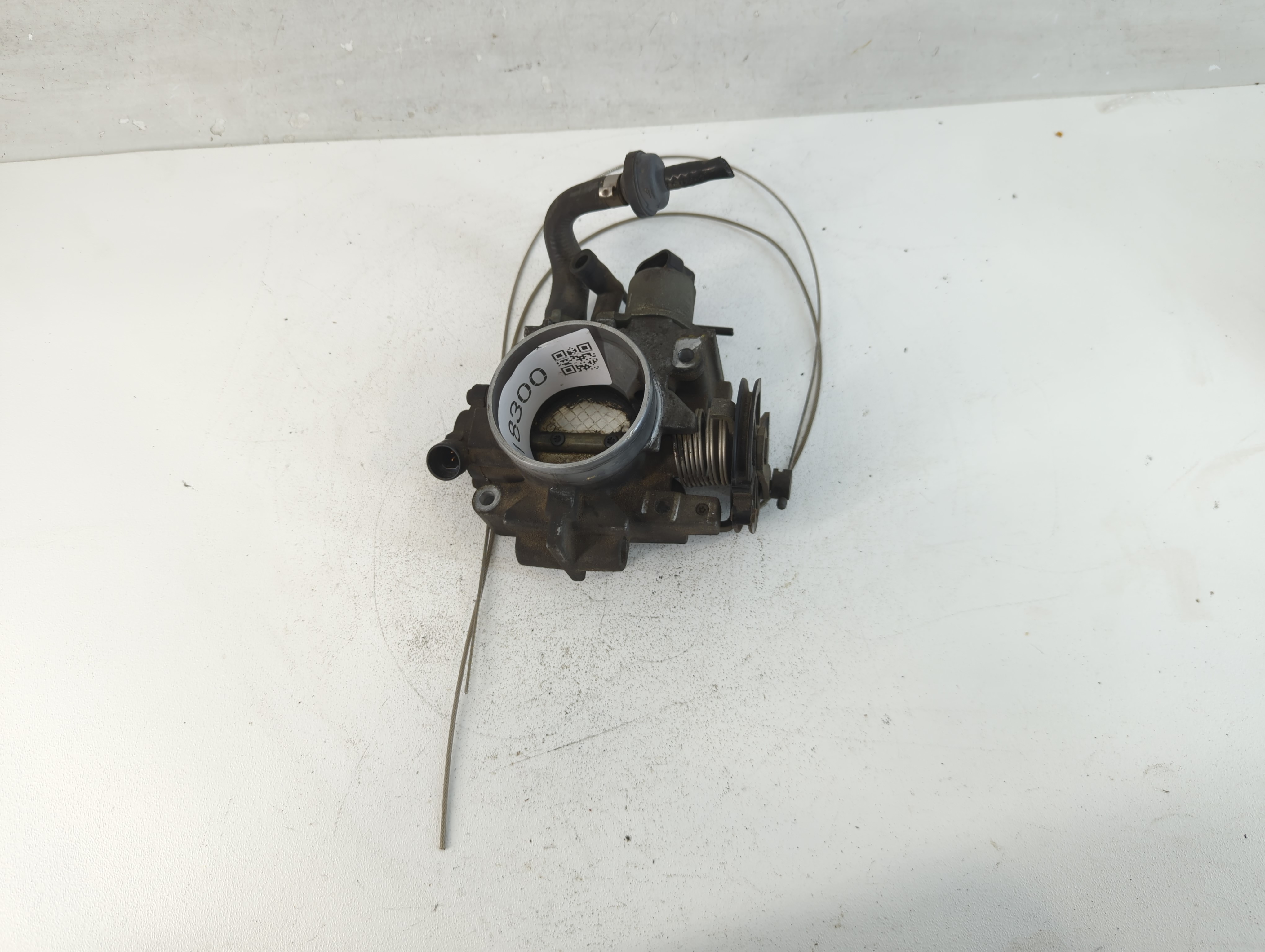 2000-2000 Saturn Ls Throttle Body 818300 - Oemusedautoparts1.com