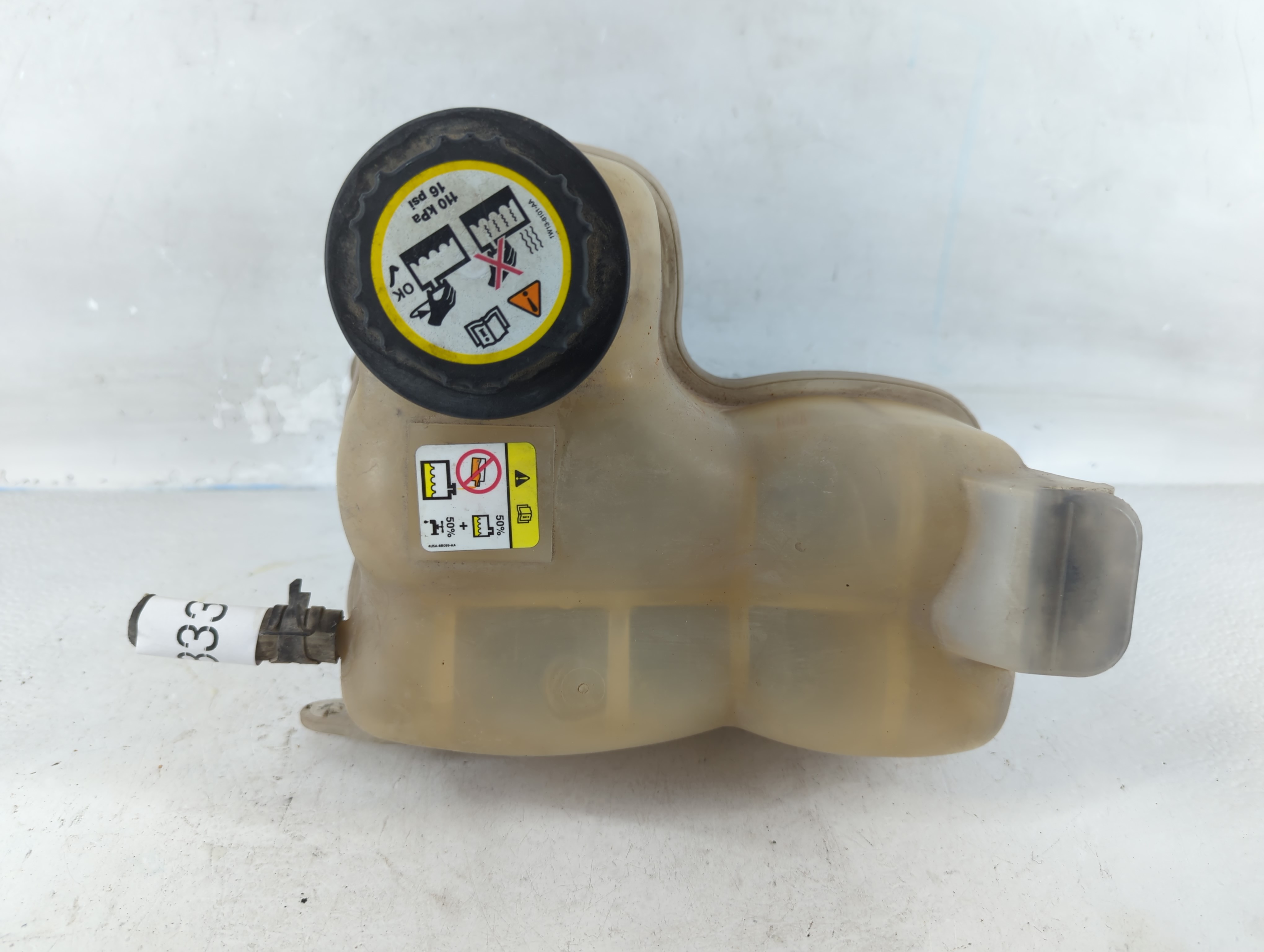 2003-2006 Ford Expedition Radiator Coolant Overflow Expansion Tank Bottle 818330 - Oemusedautoparts1.com