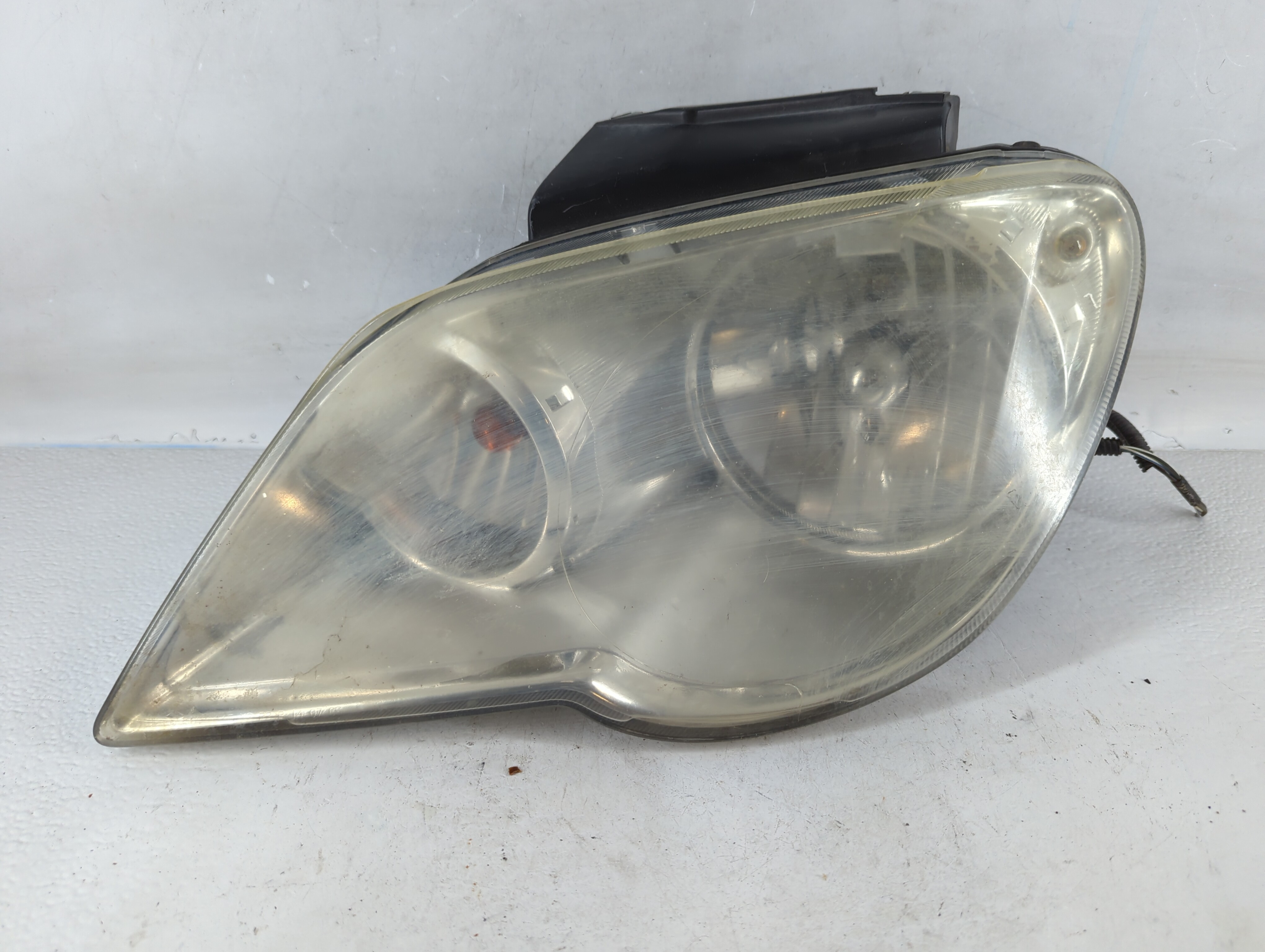 2007 Chrysler Pacifica Driver Left Side Tail Light Taillight Oem 818334 - Oemusedautoparts1.com