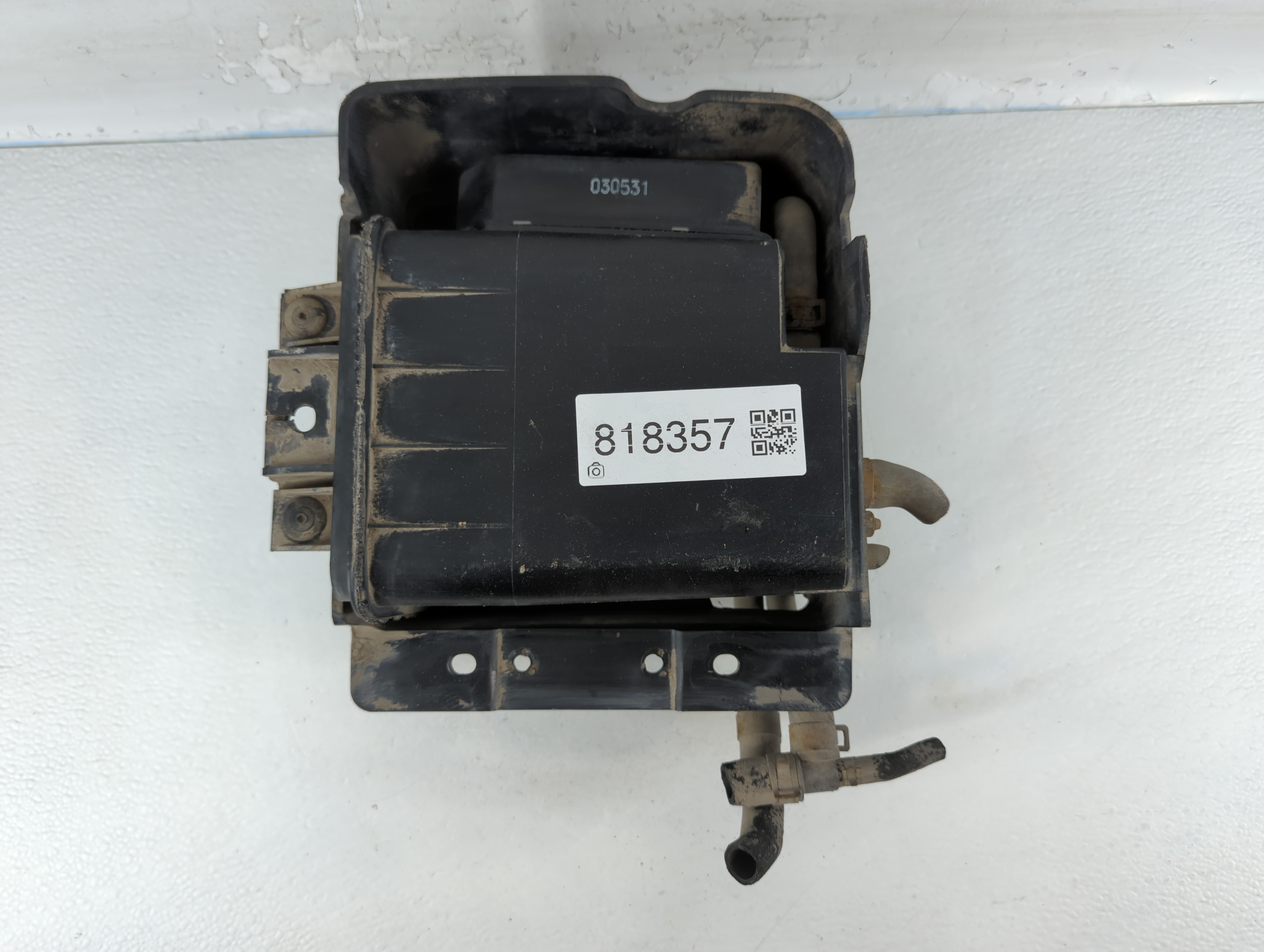 2000-2005 Hyundai Accent Radiator Coolant Overflow Expansion Tank Bottle 818357 - Oemusedautoparts1.com