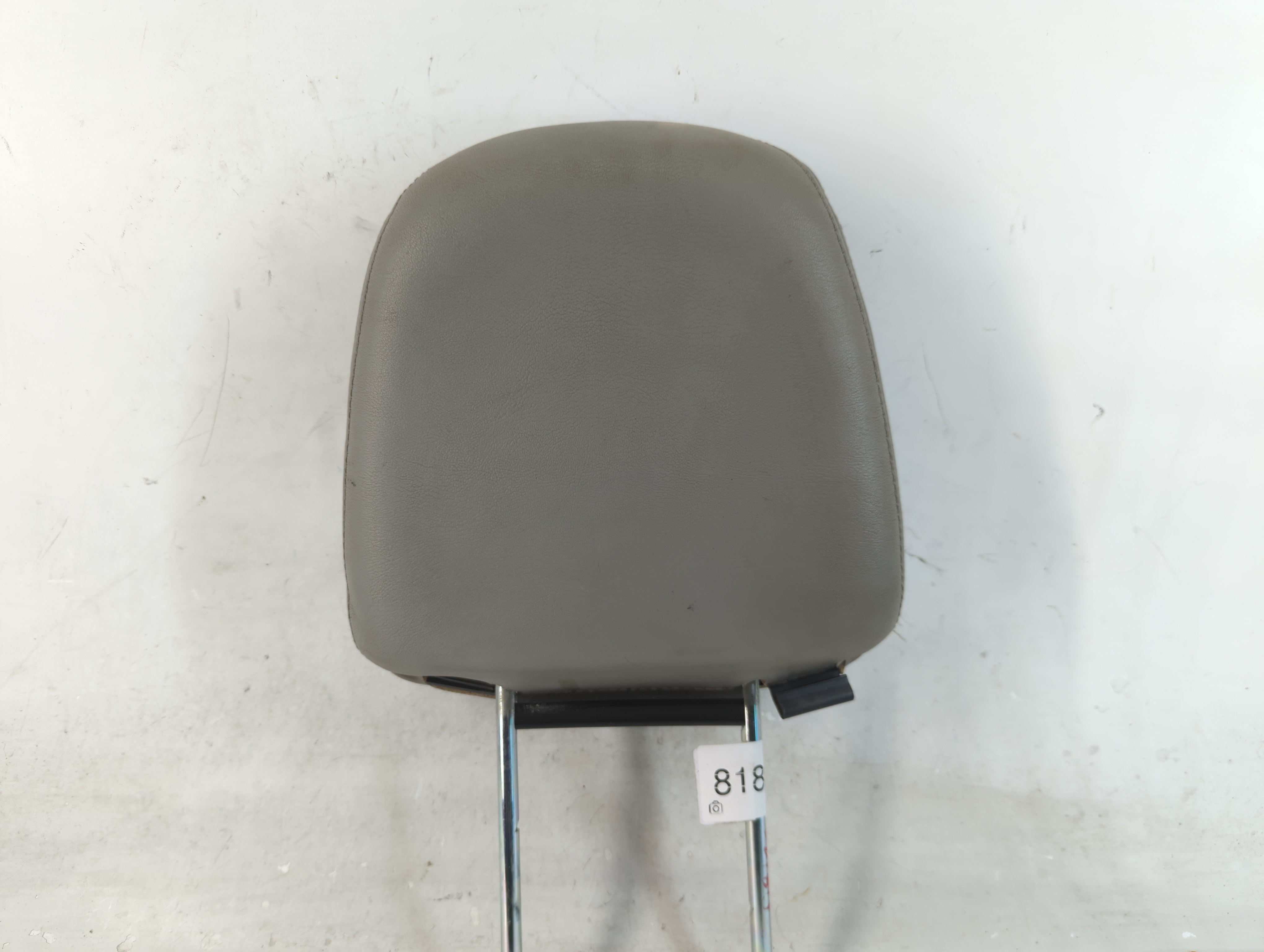 Suzuki Xl-7 Headrest Head Rest Front Driver Passenger Seat Grey 818418 - Oemusedautoparts1.com