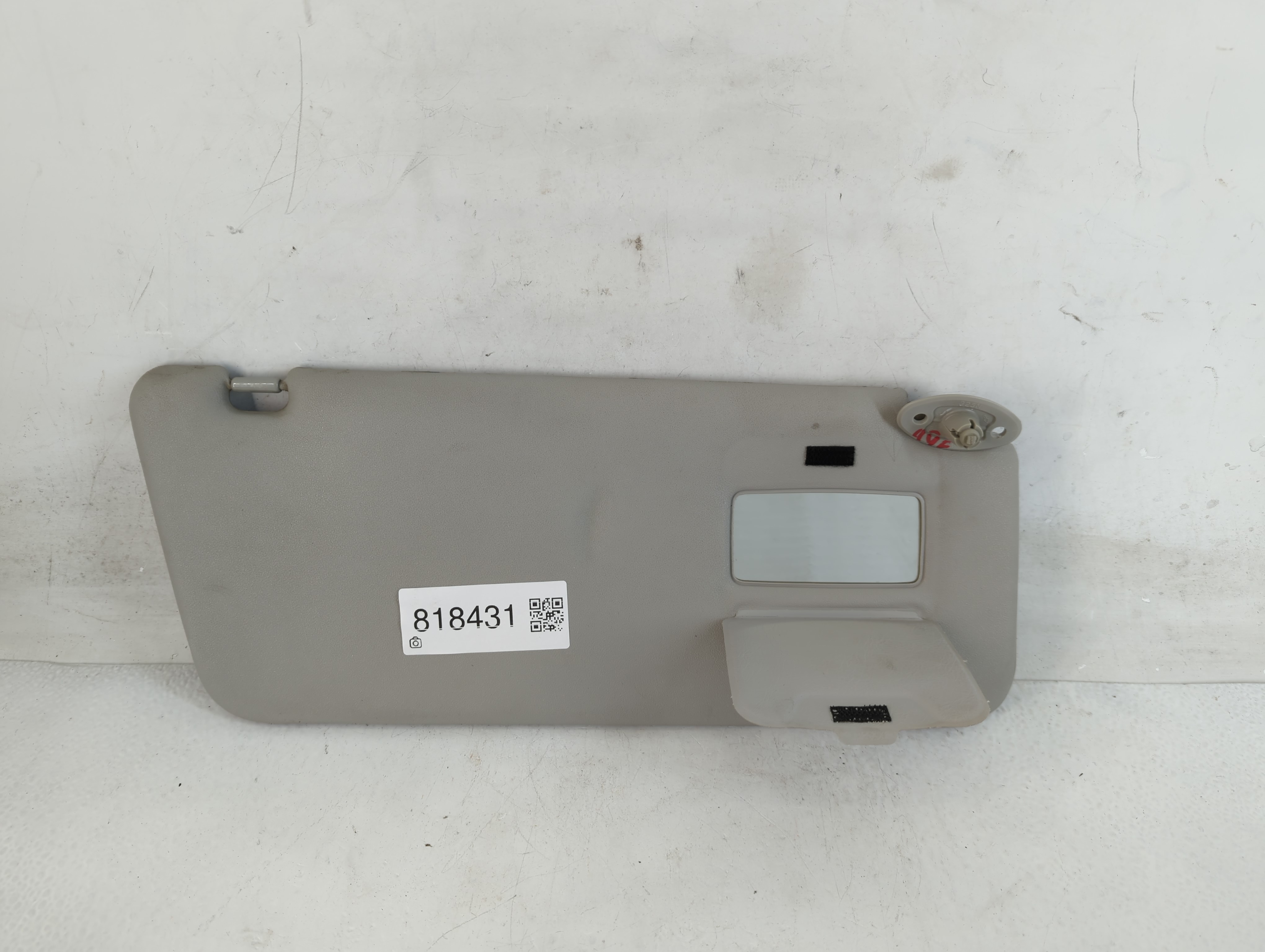 2004-2006 Scion Xb Passenger Sun Visor Mirror Right Sunvisor Beige 818431 - Oemusedautoparts1.com