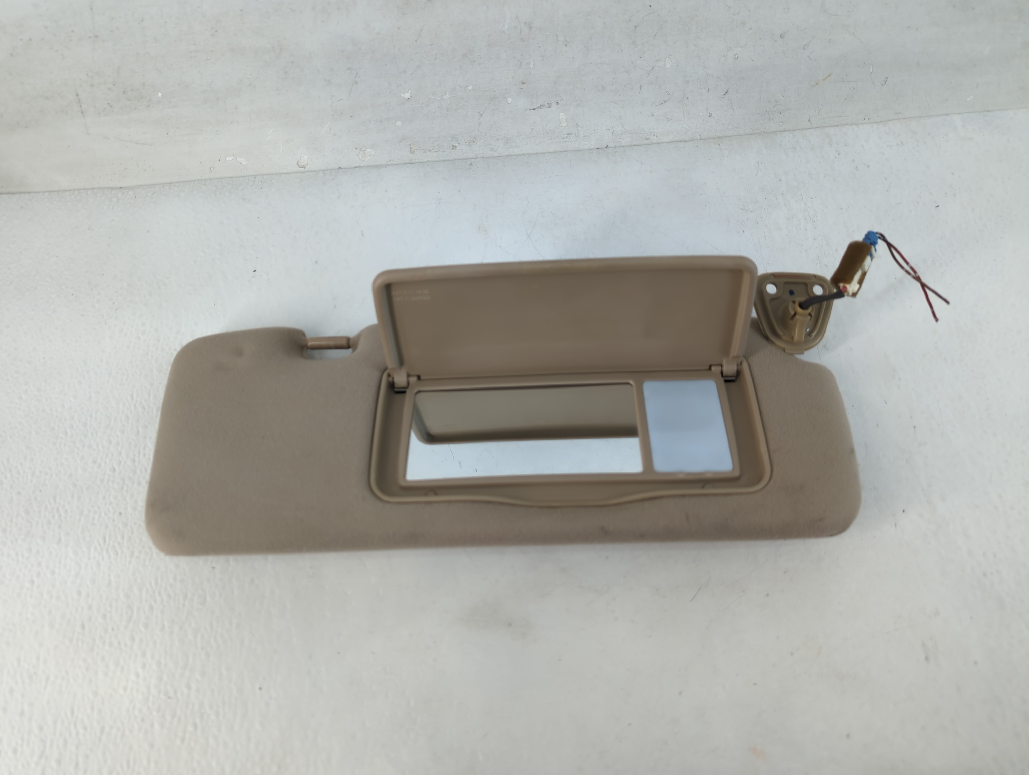 1998 Lexus Es300 Passenger Sun Visor Mirror Right Sunvisor Dark Beige 818485 - Oemusedautoparts1.com