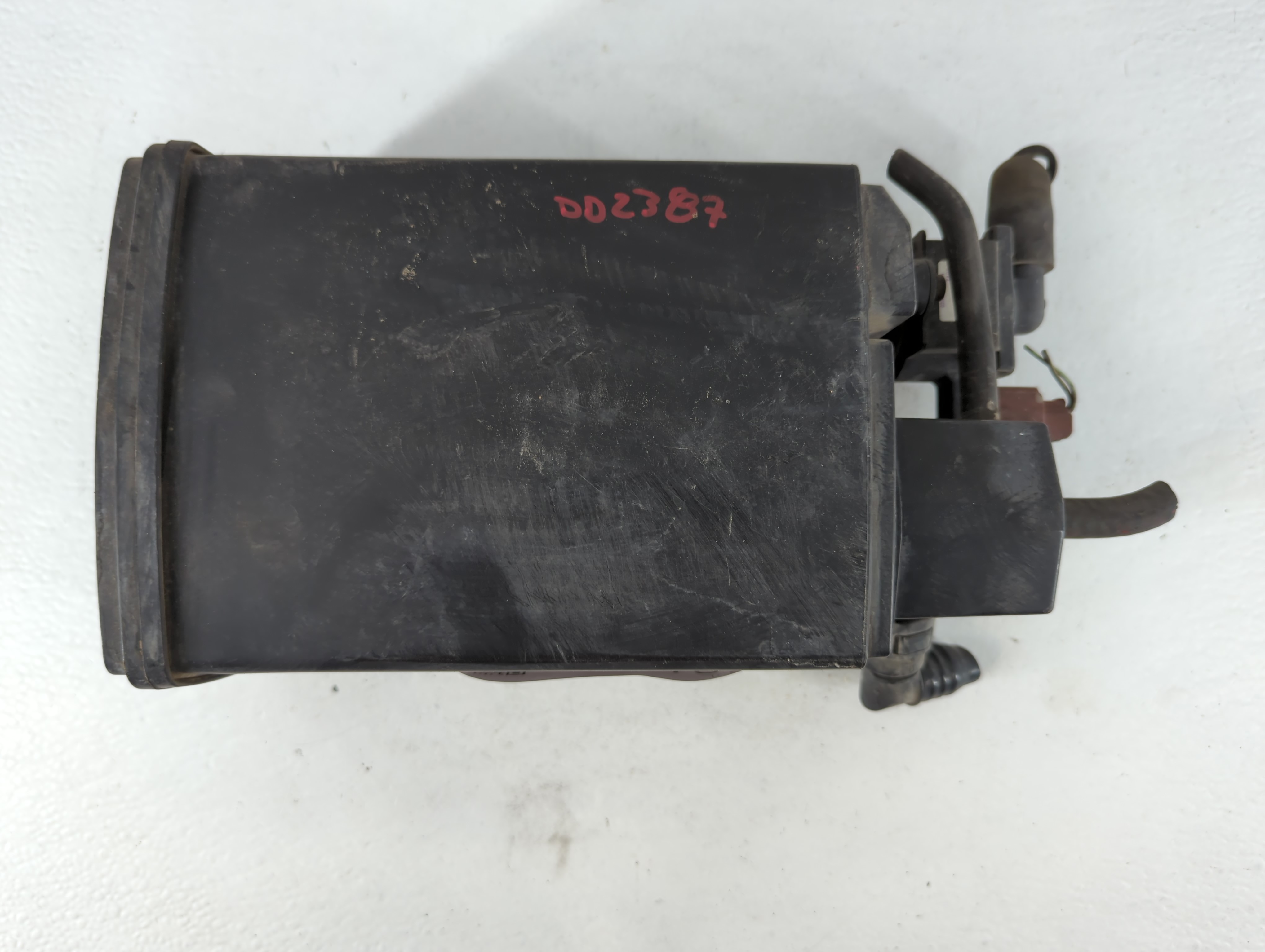 1998 Honda Accord Fuel Vapor Charcoal Canister 818513 - Oemusedautoparts1.com
