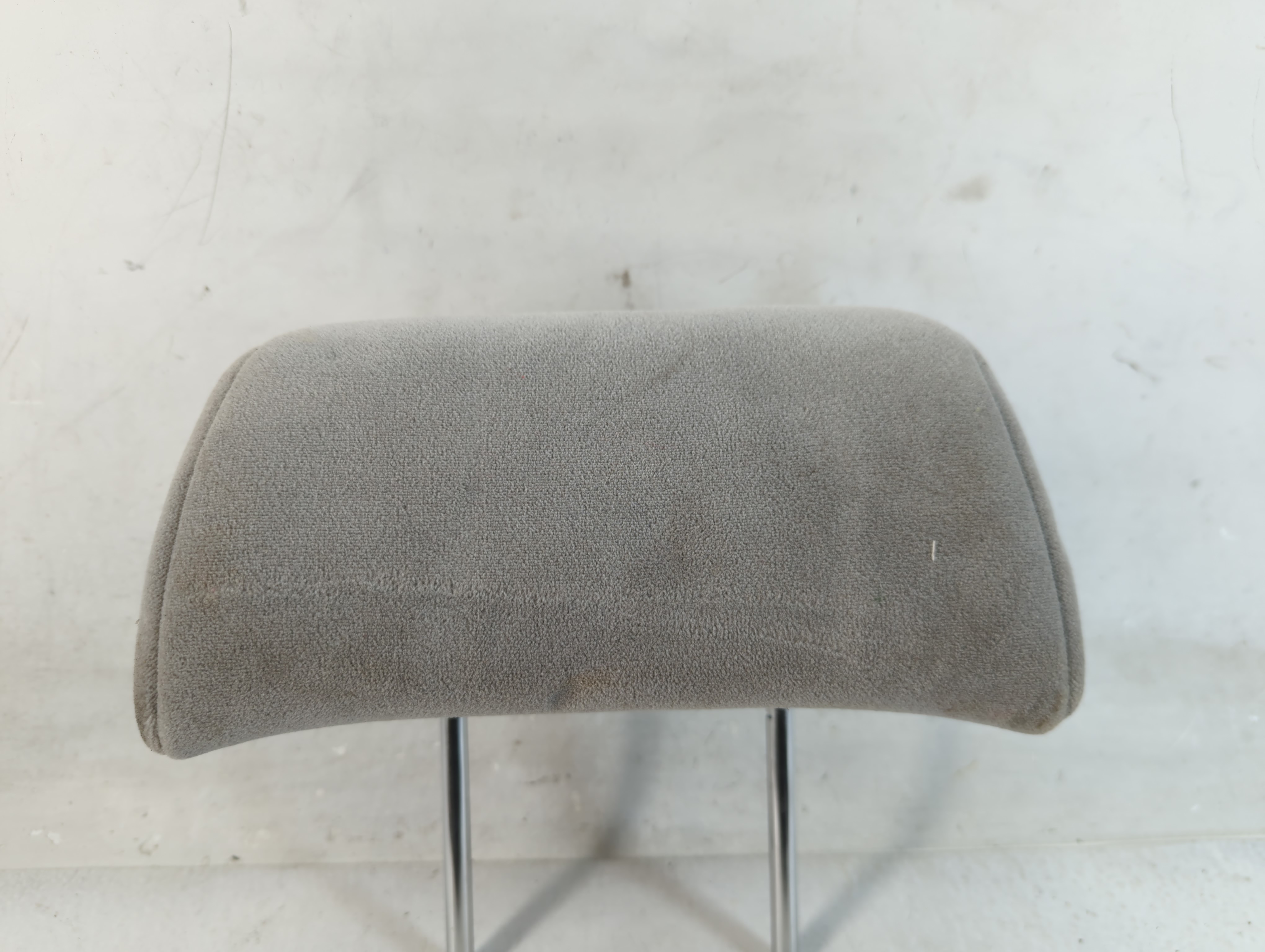 2009-2010 Kia Optima Headrest Head Rest Front Driver Passenger Seat Gray 818518 - Oemusedautoparts1.com