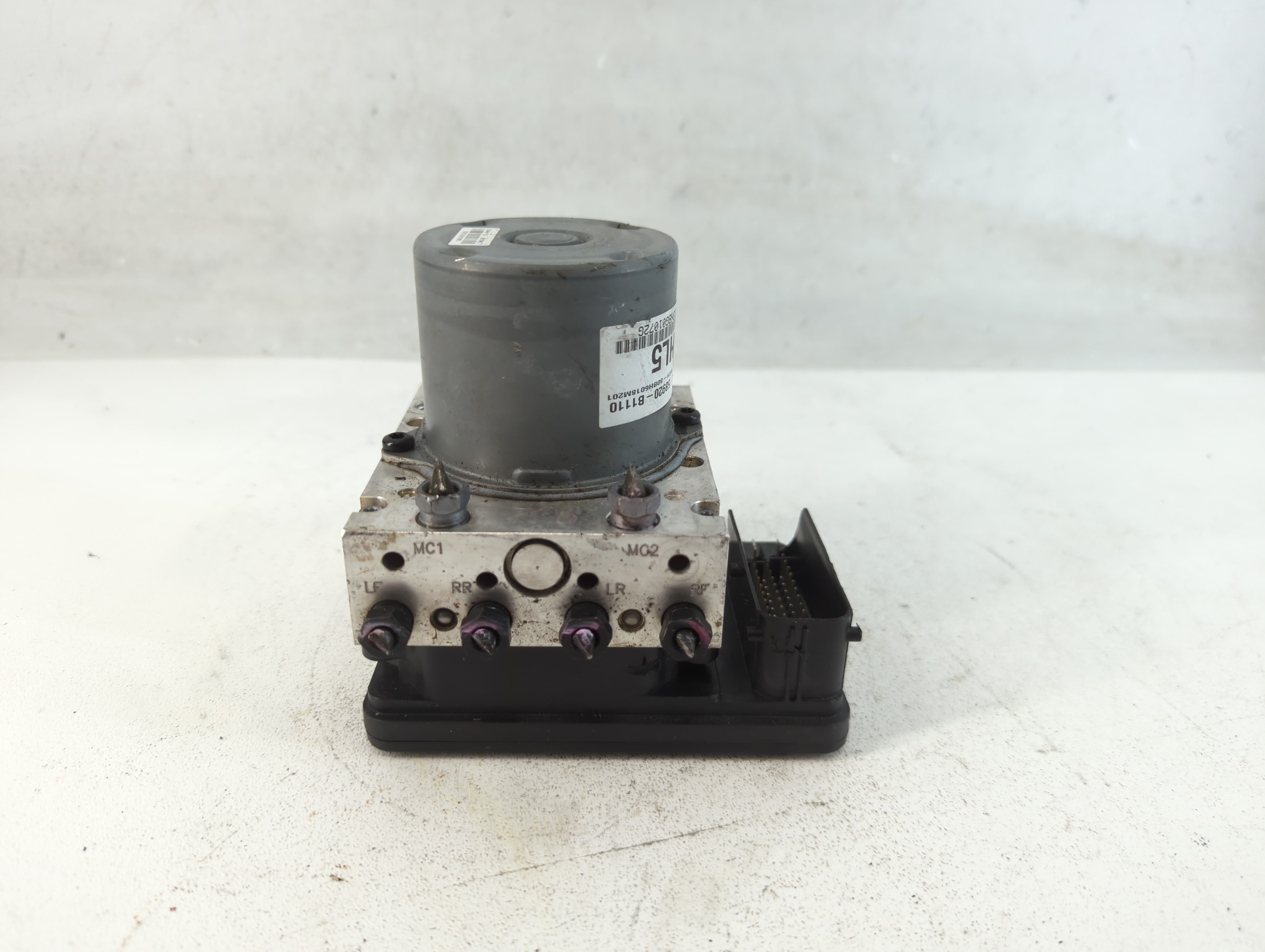 Hyundai Genesis Abs Pump Control Module 818577 - Oemusedautoparts1.com
