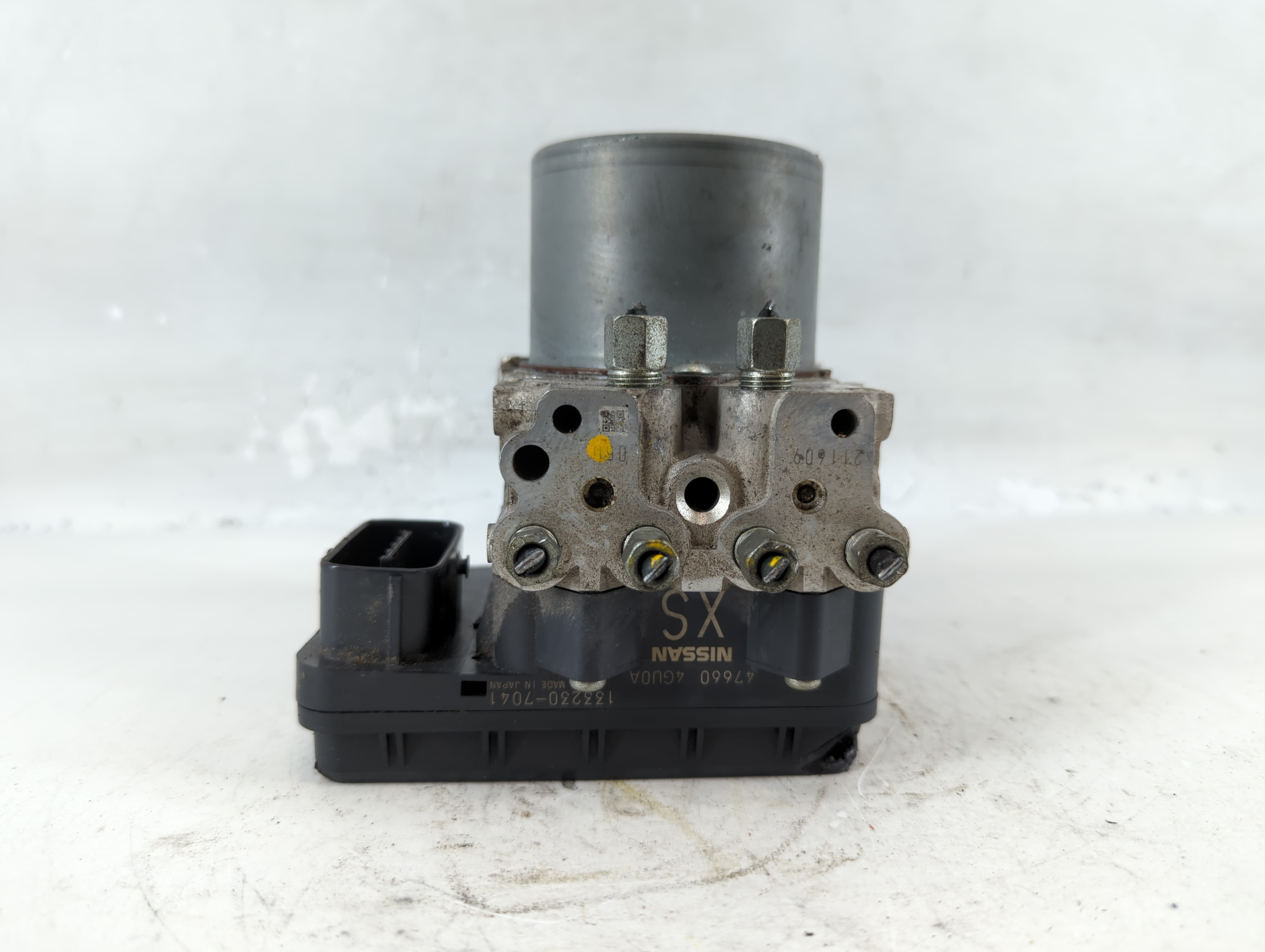 2018-2019 Infiniti Q50 Abs Pump Control Module 818607 - Oemusedautoparts1.com