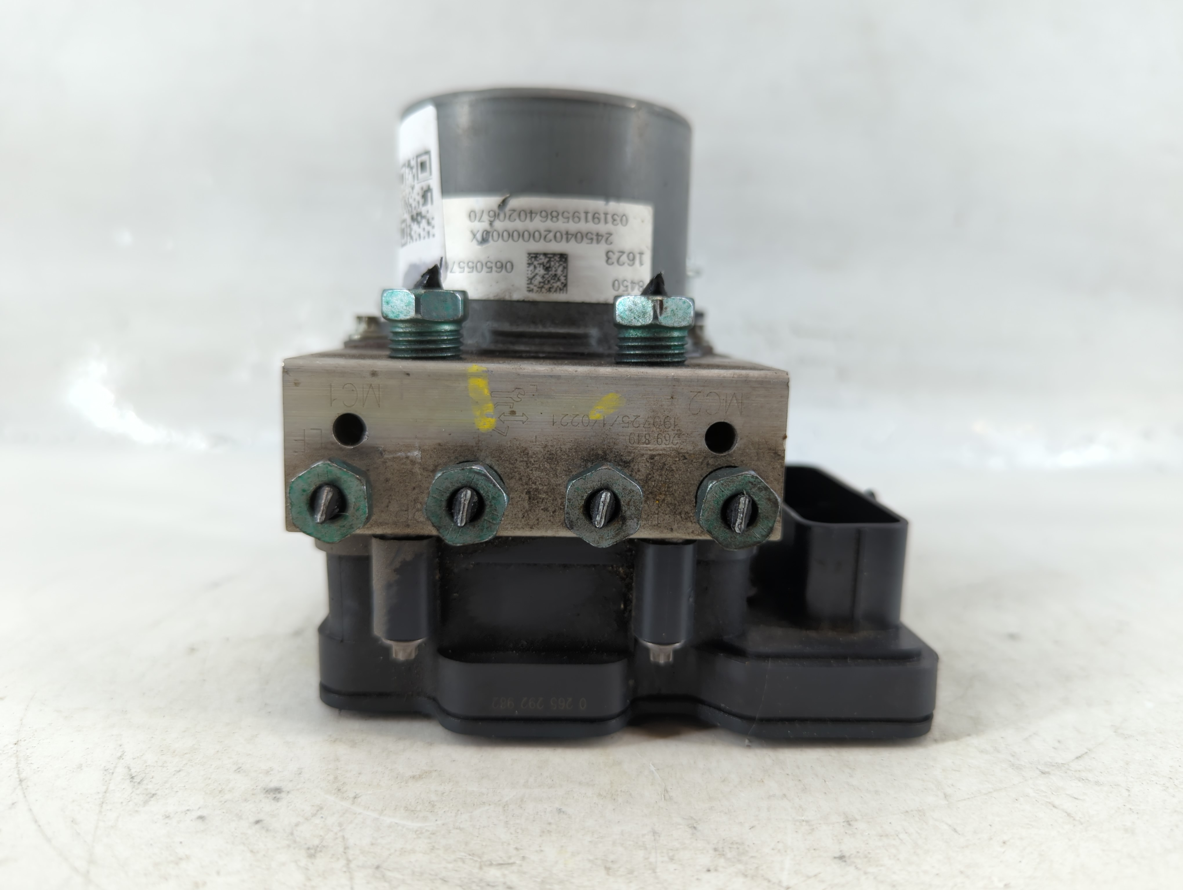 2019-2021 Chevrolet Malibu Abs Pump Control Module 818613 - Oemusedautoparts1.com
