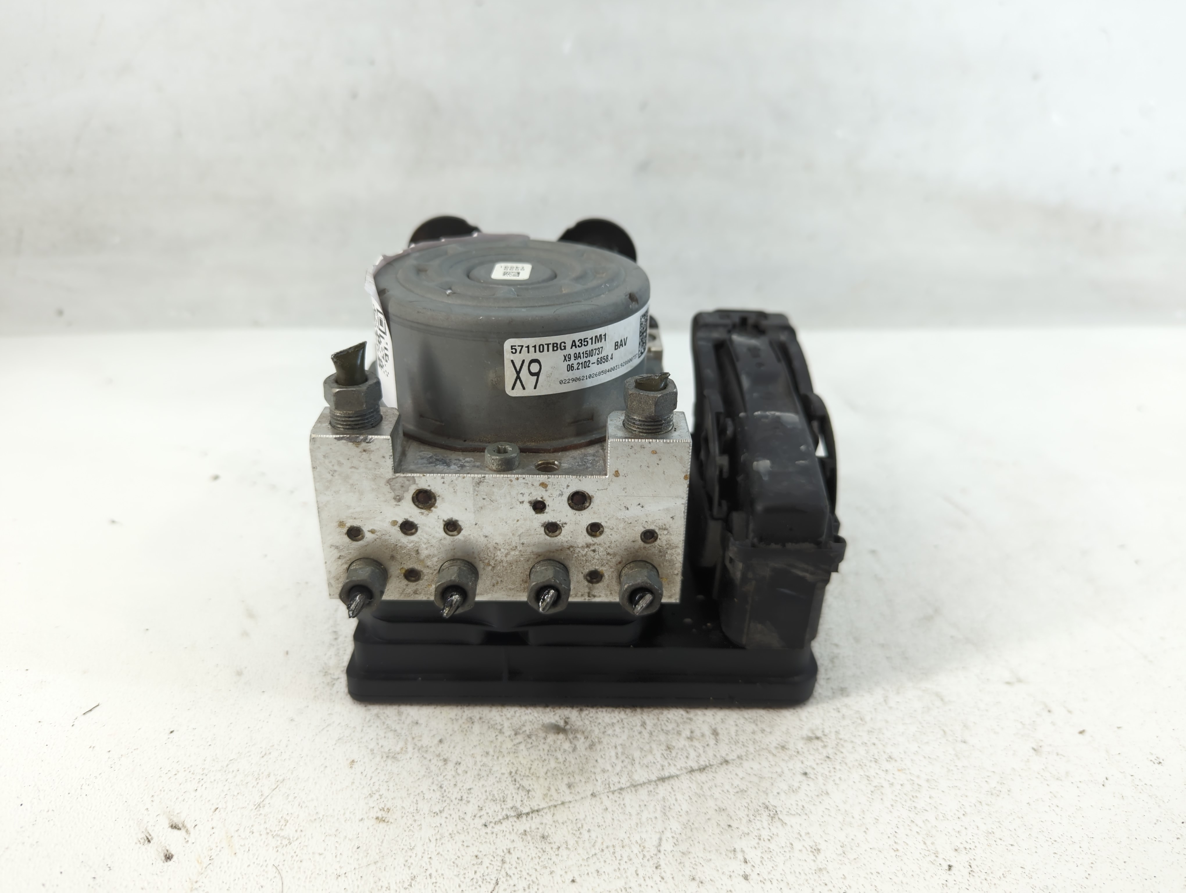 Picture of 2019-2021 Honda Civic Abs Pump Control Module 818652