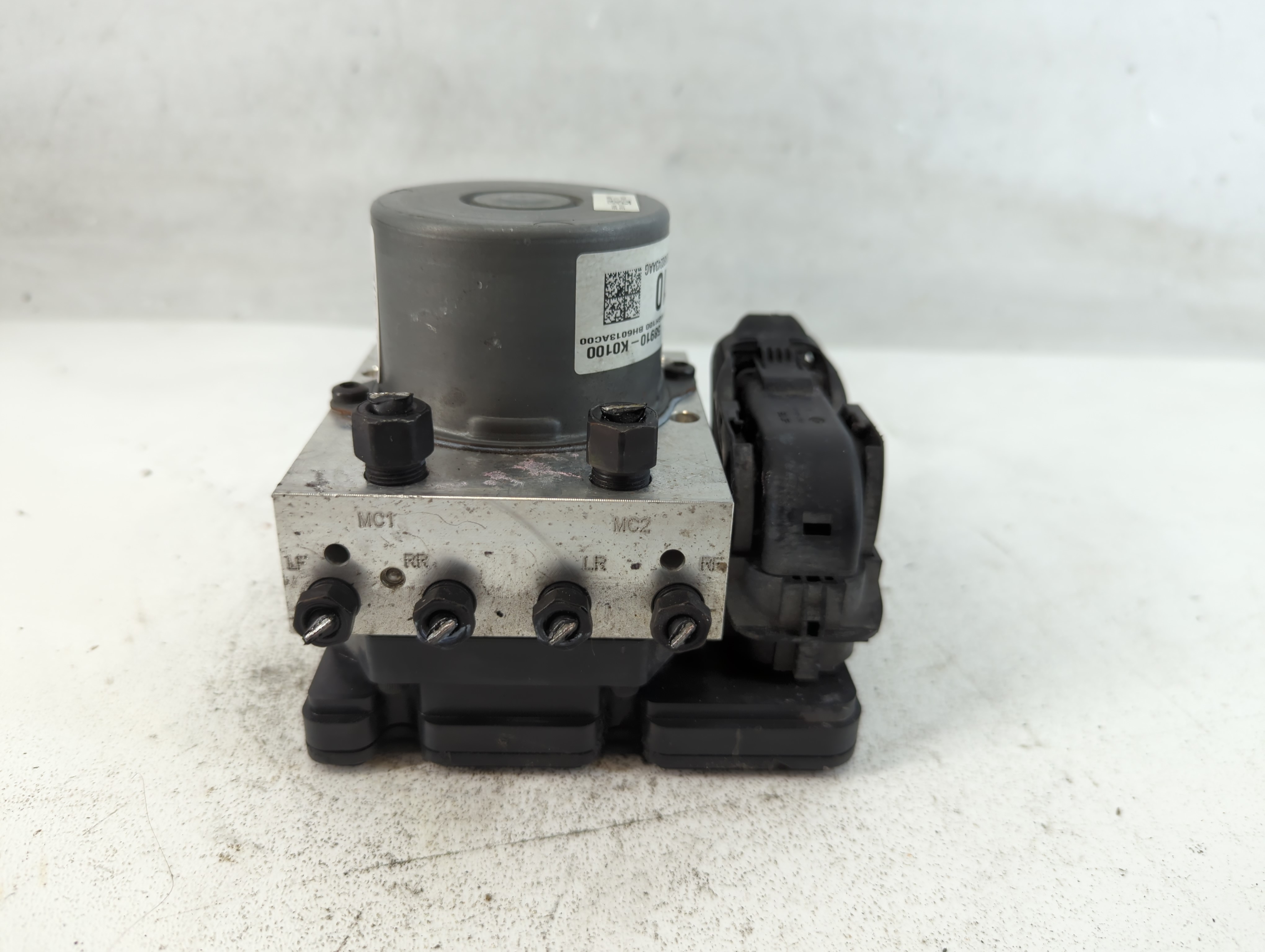 2020-2021 Kia Soul Abs Pump Control Module 818657 - Oemusedautoparts1.com