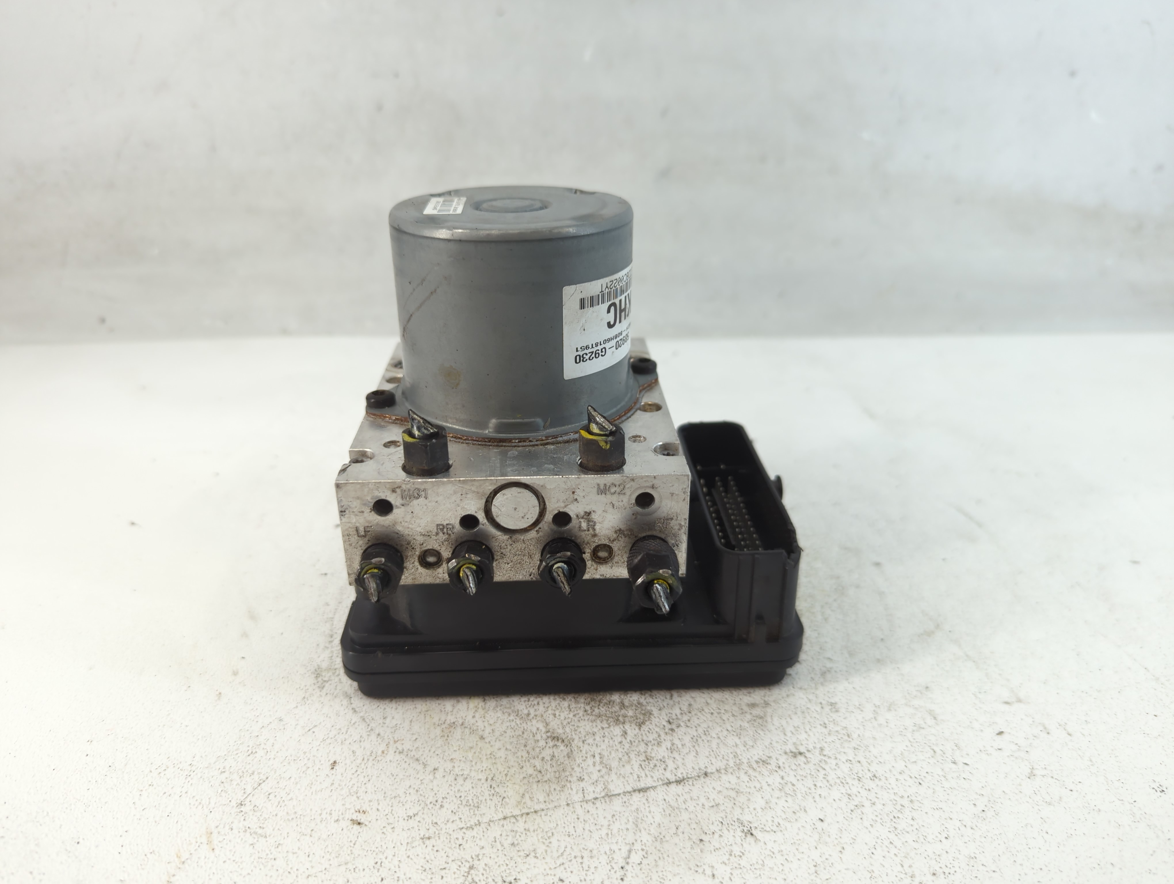 Picture of 2019-2021 Genesis G70 Abs Pump Control Module 818679