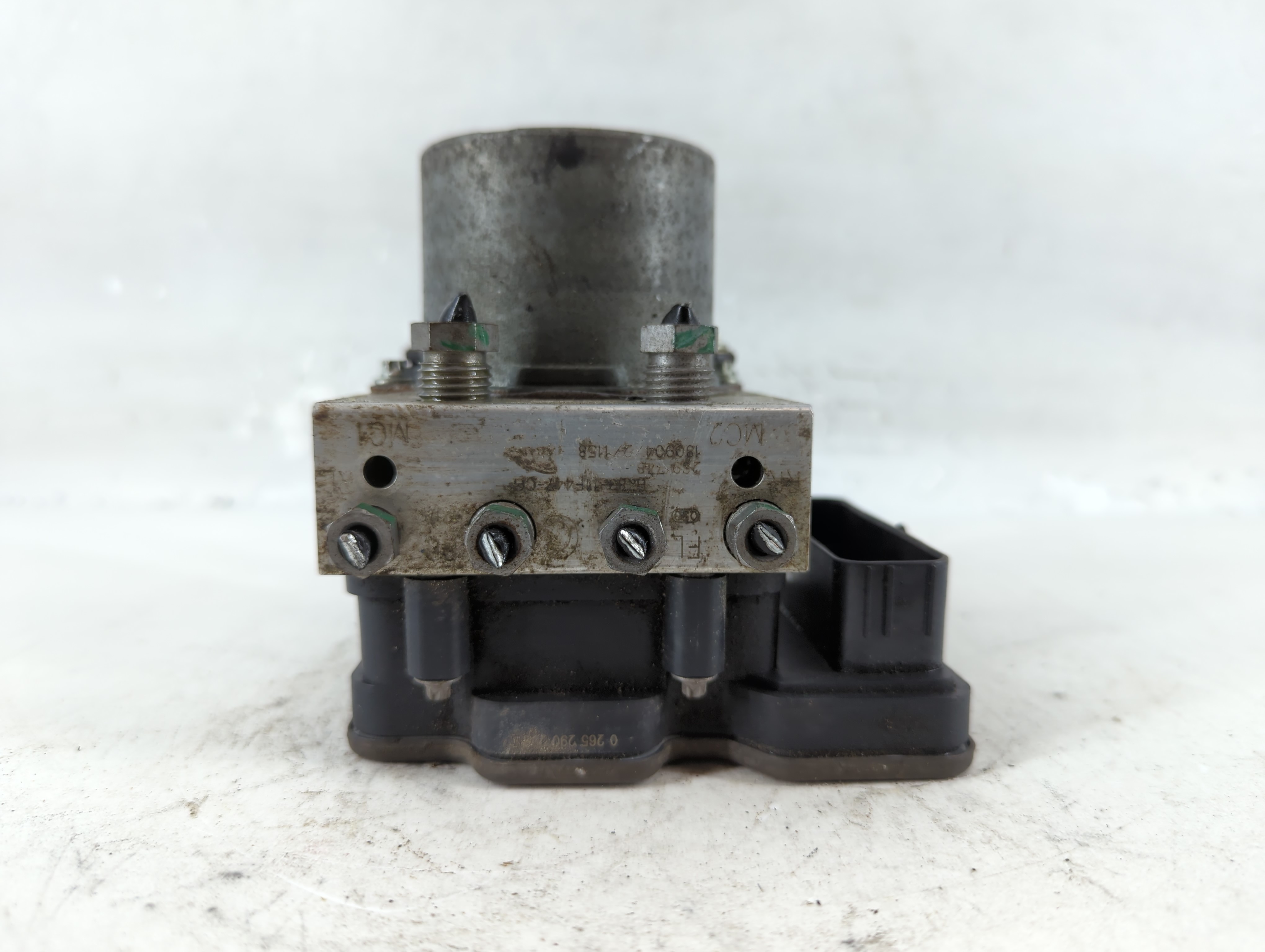 Picture of 2018-2019 Jaguar F-pace Abs Pump Control Module 818706