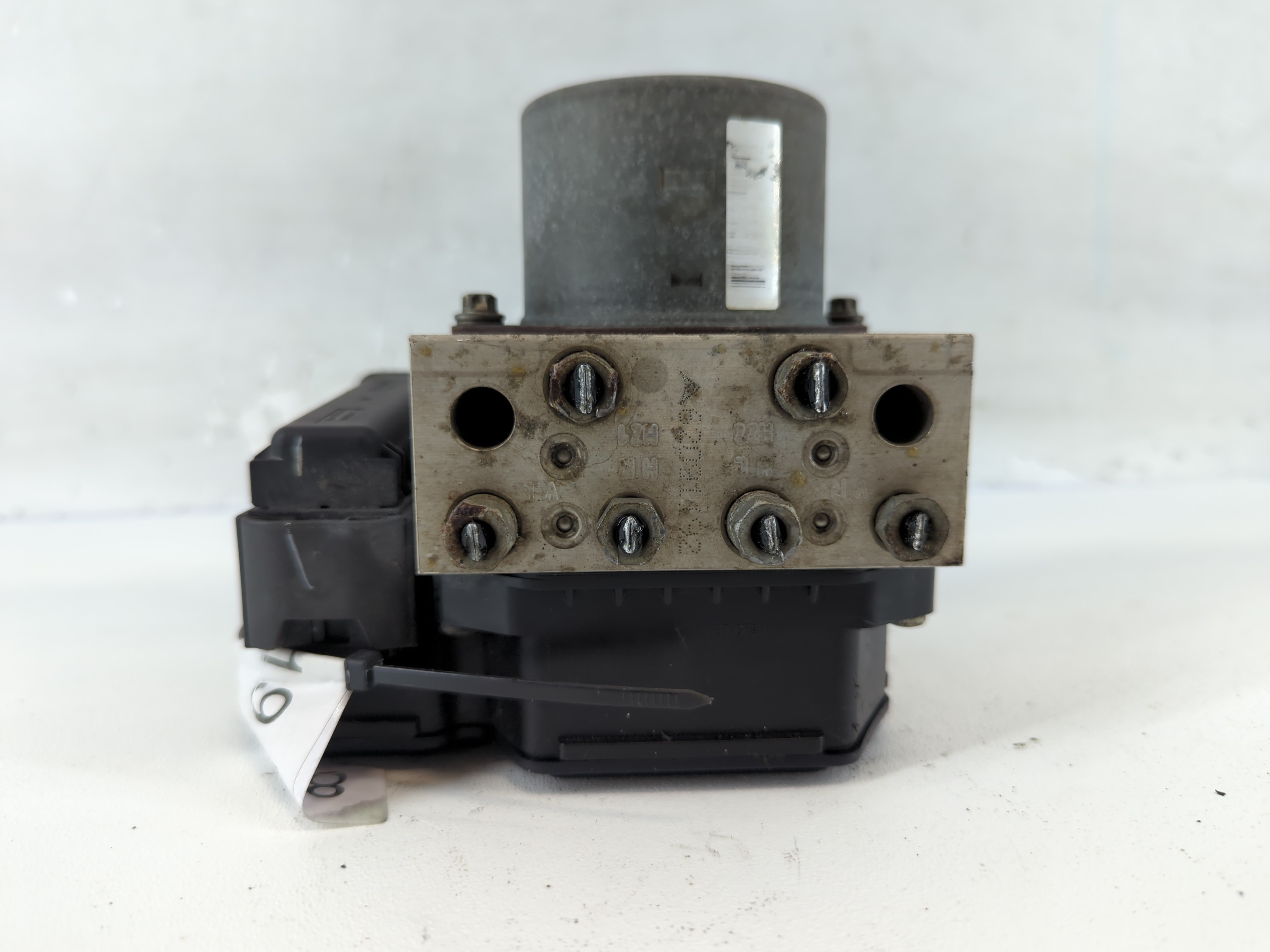 2012-2013 Mini Cooper Abs Pump Control Module 818719 - Oemusedautoparts1.com