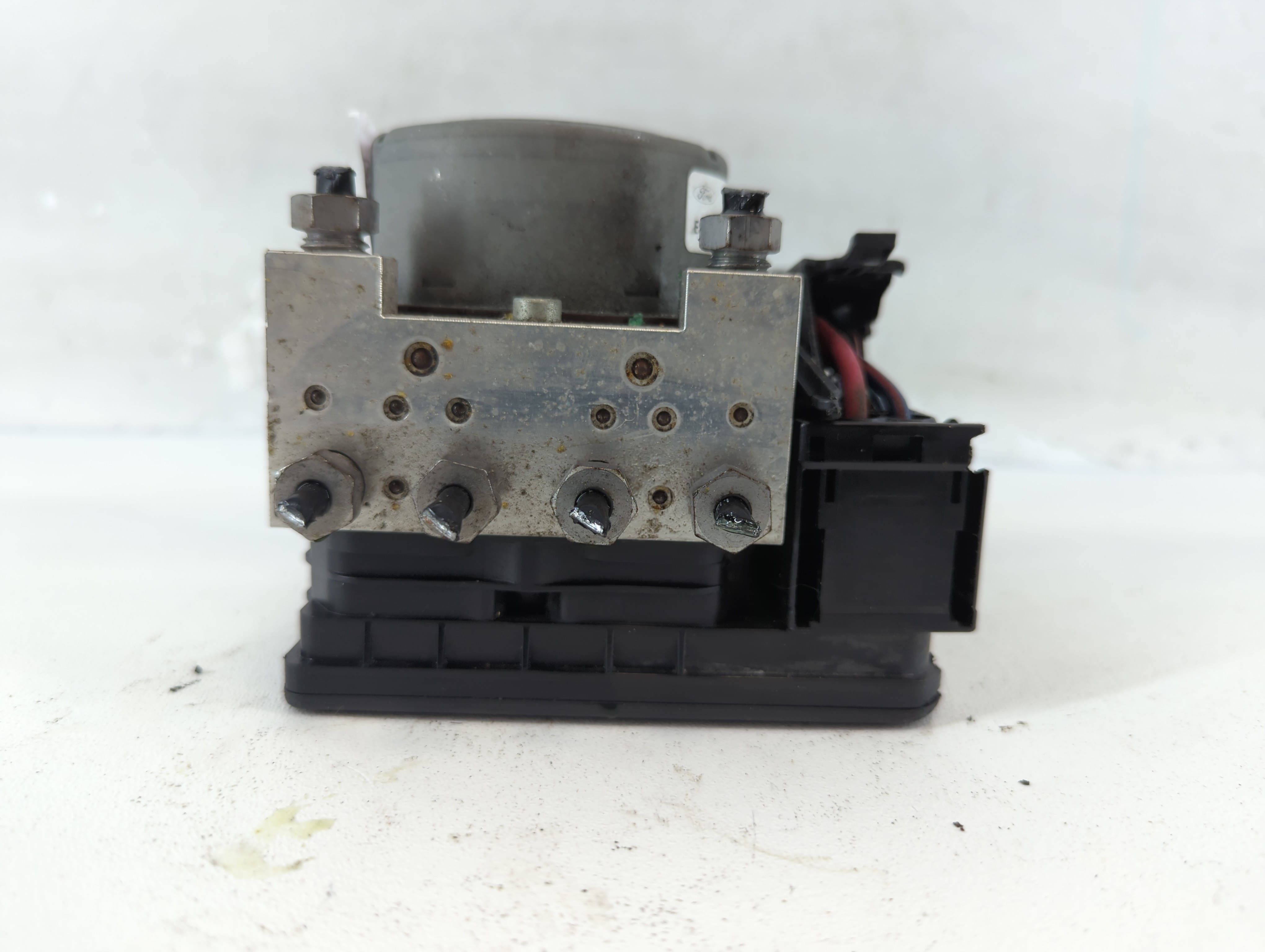 2014-2019 Ford Fiesta Abs Pump Control Module 818728 - Oemusedautoparts1.com