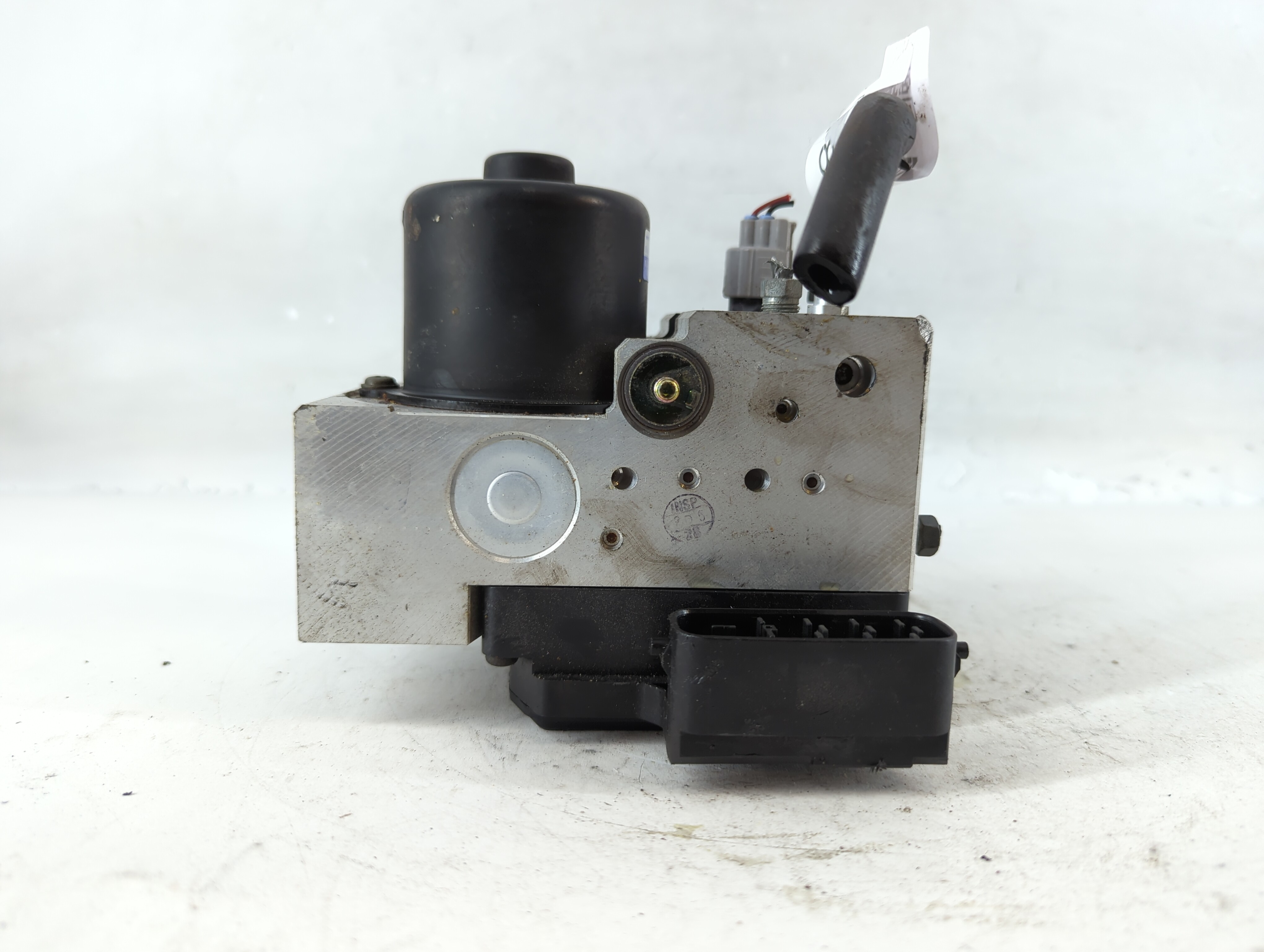 2001-2004 Lexus Ls430 Abs Pump Control Module 818744 - Oemusedautoparts1.com