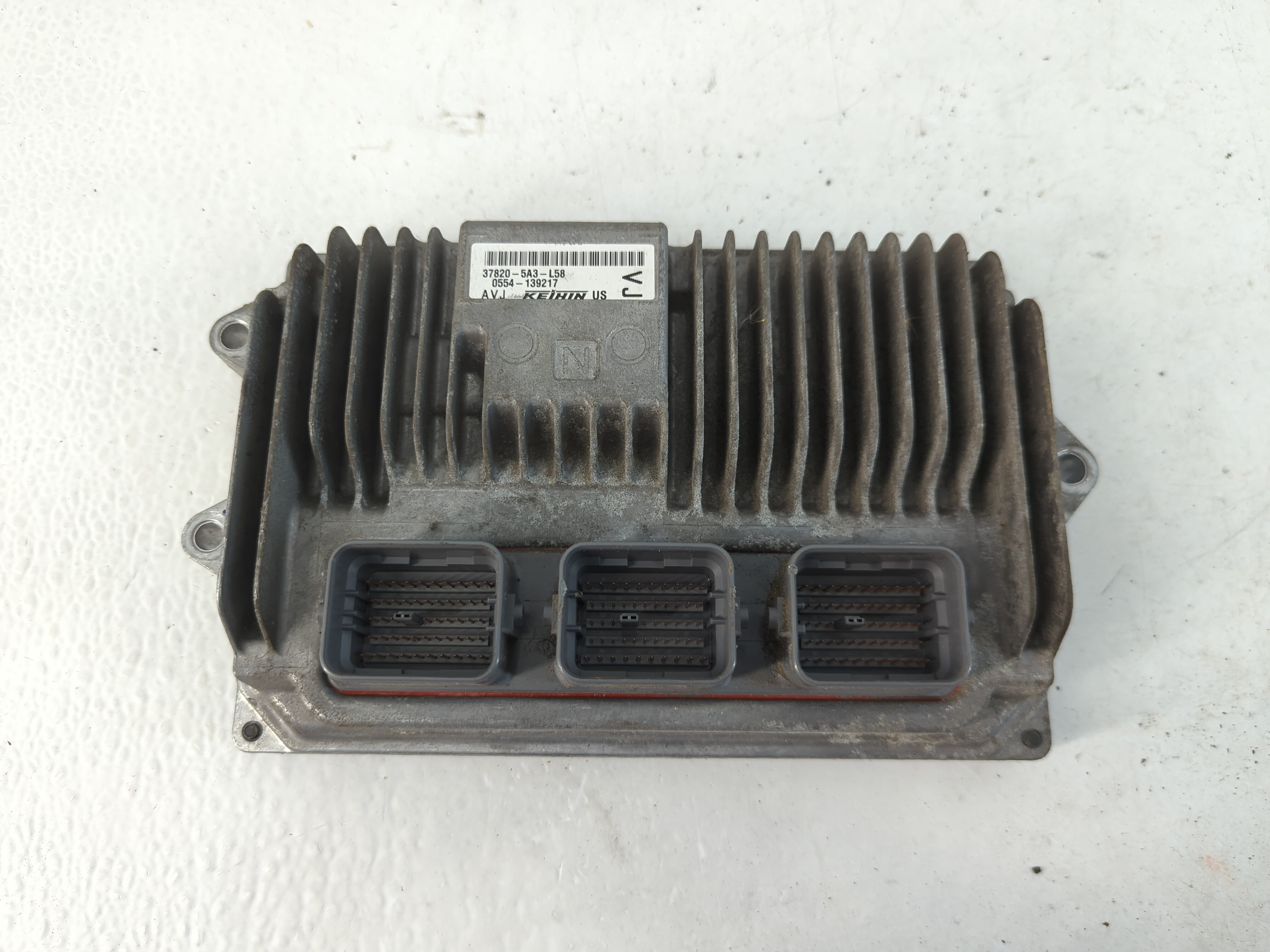 Picture of 2013-2013 Honda Accord Engine Control Computer Ecu Pcm Ecm Pcu Oem 819109