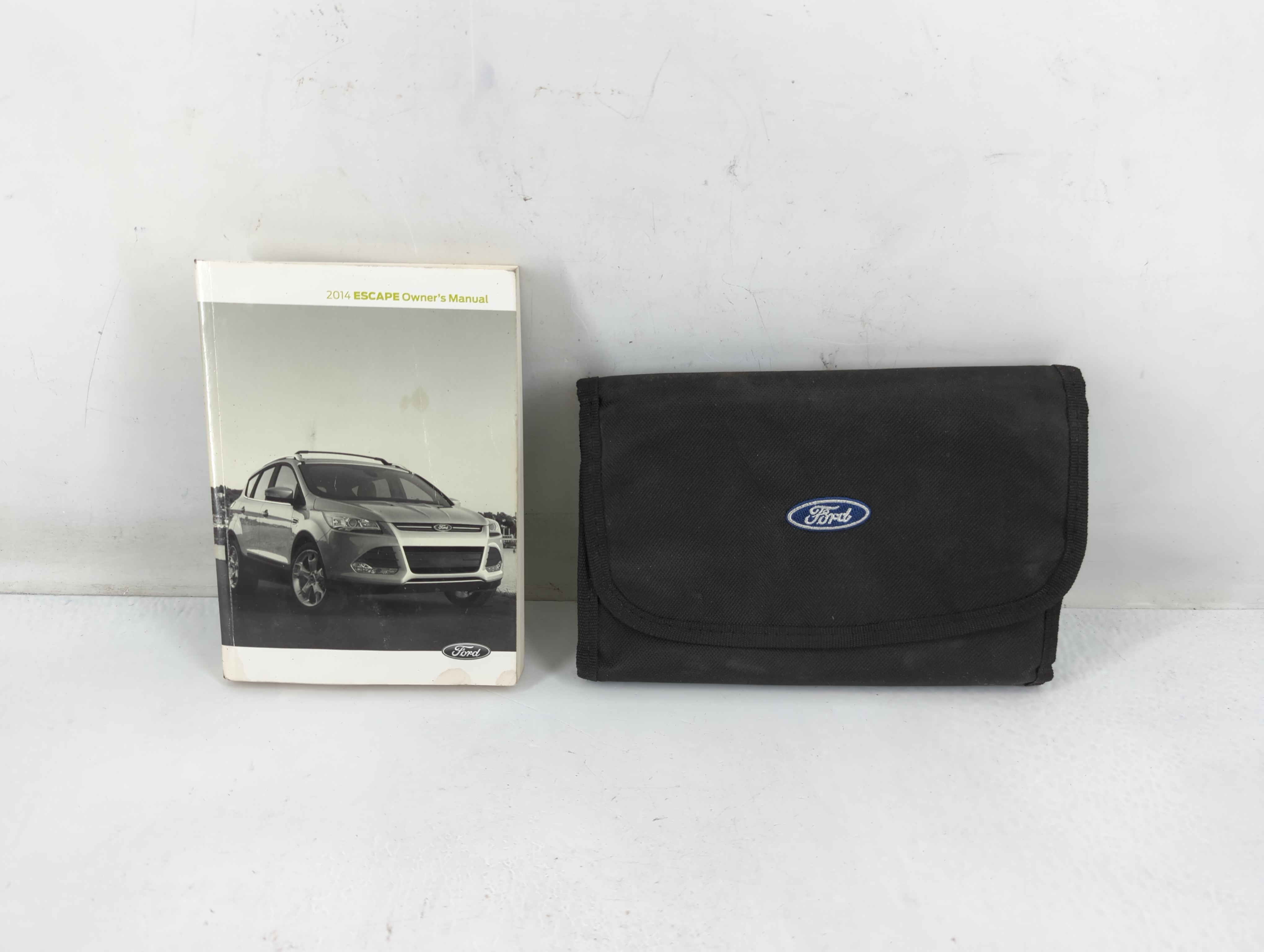 Picture of 2014 Ford Escape Owners Manual Book Guide 819197