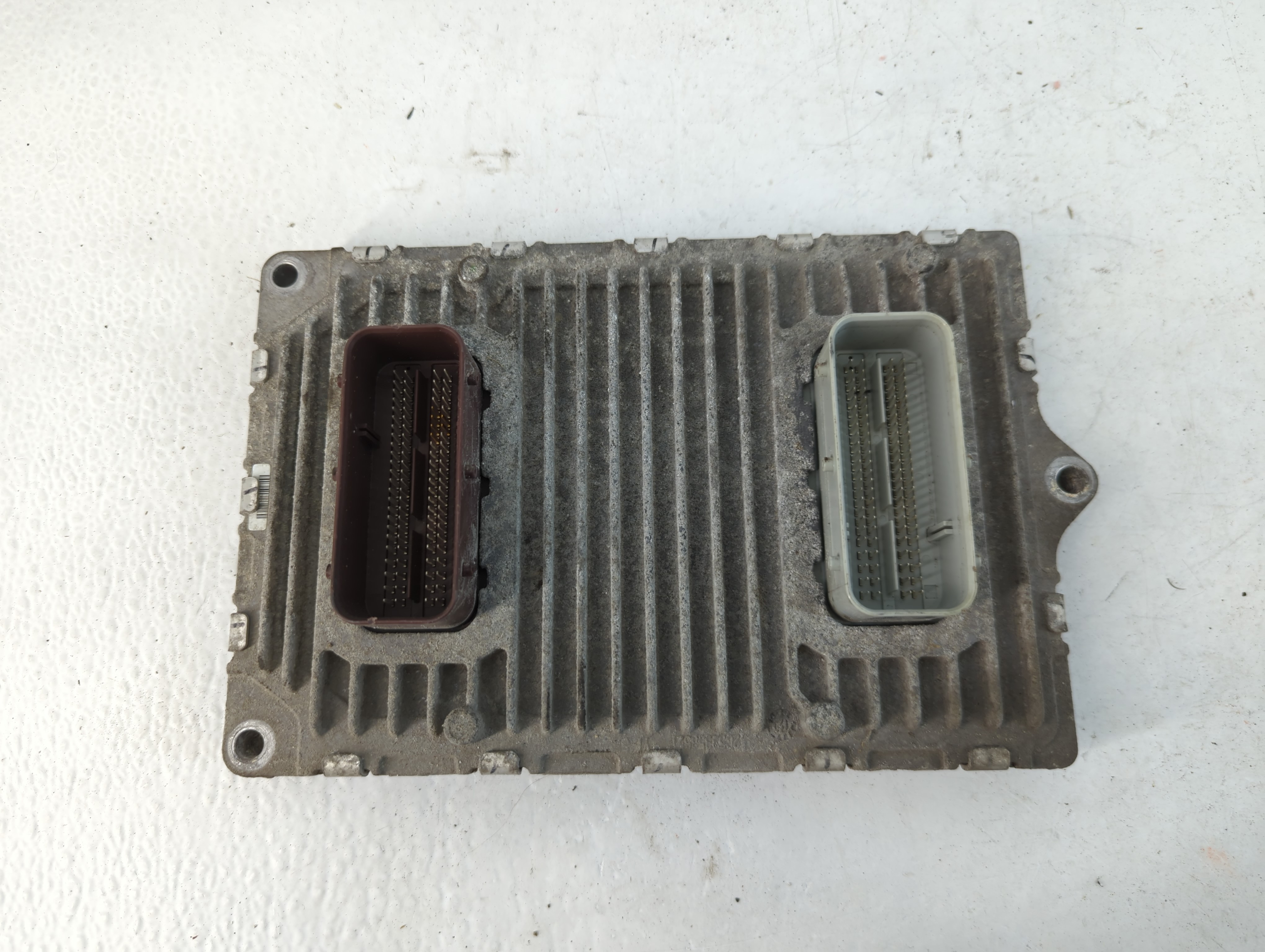 2013 Chrysler Town & Country Engine Control Computer Ecu Pcm Ecm Pcu Oem 819209 - Oemusedautoparts1.com